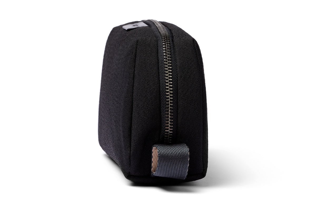 Bellroy Premium Travel Toiletry Bag - Water-Resistant & Compact Organizer for Men & Women | Perfect for Air Travel, Gym, Camping & Weekend Getaways