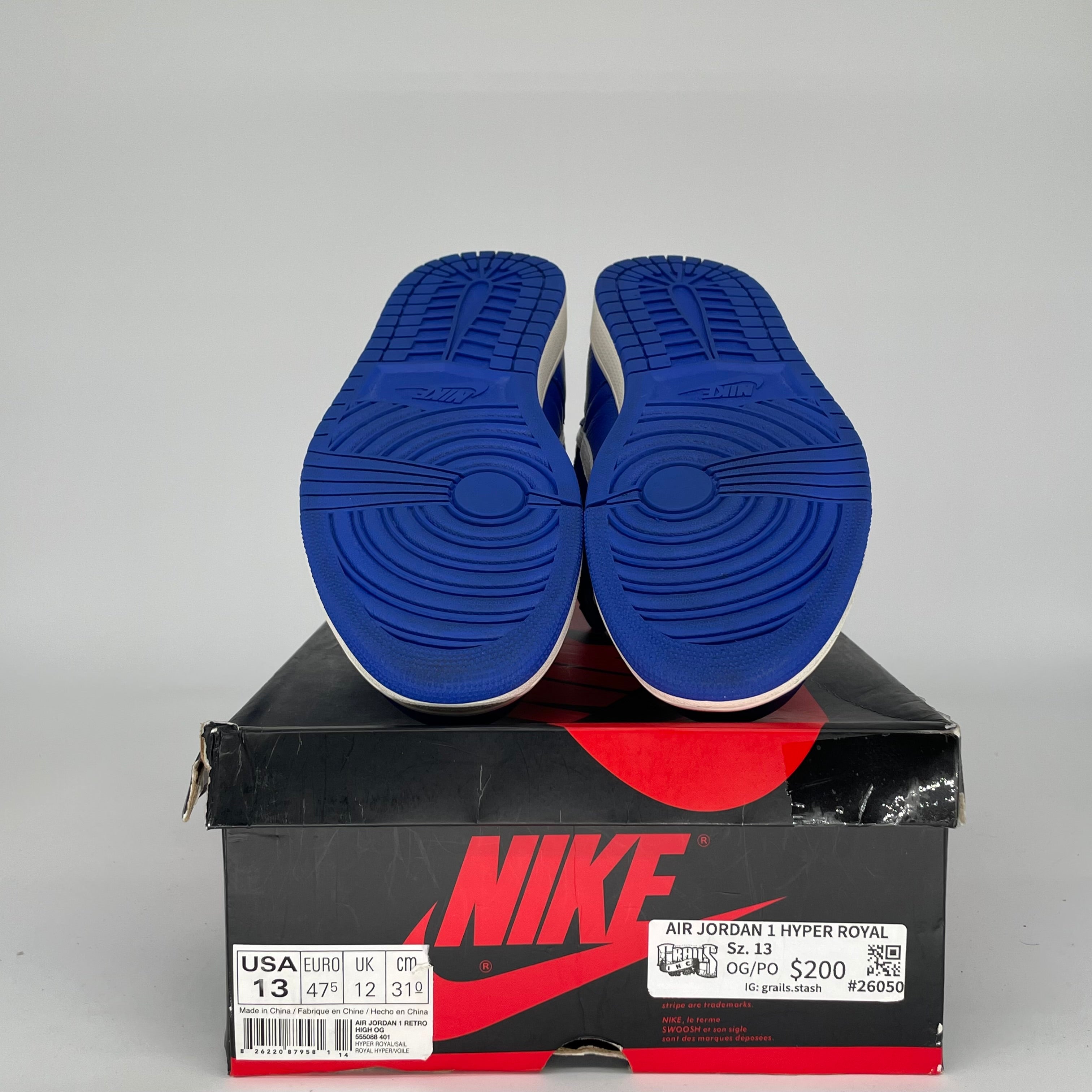 AIR JORDAN 1 HYPER ROYAL Men's Basketball Shoes Size 13 - 555088-401 - Perfect for Streetwear & Court Performance