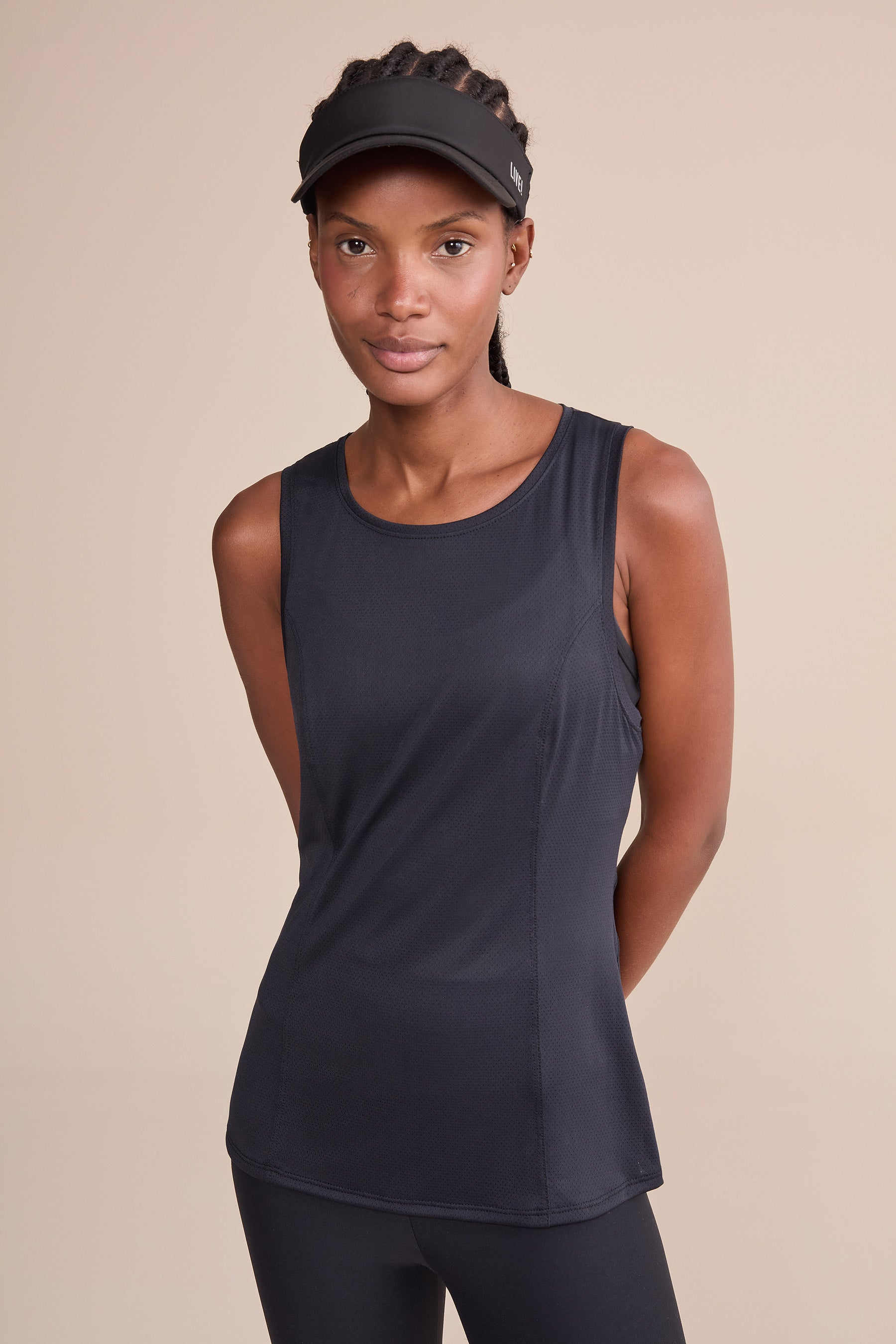Action Line Tank Top for Women - Comfortable & Stylish Workout Shirt - Perfect for Yoga, Running & Gym