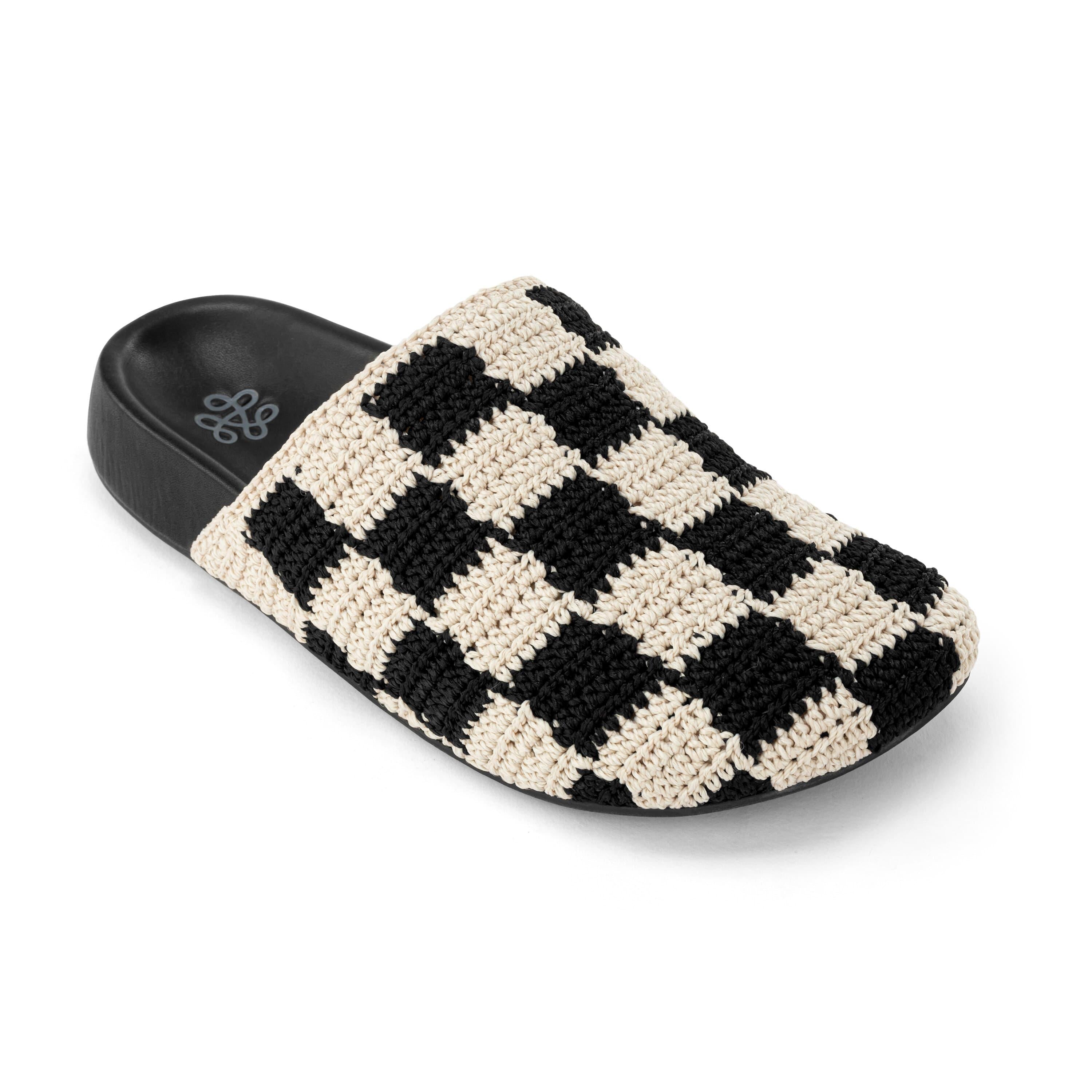 Hand Crochet - Black Check