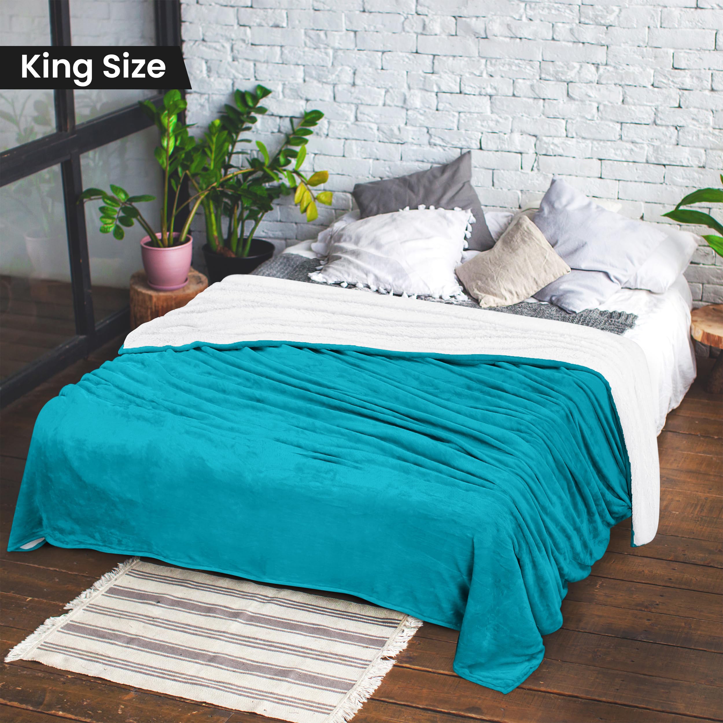 Utopia Bedding Sherpa Blanket King Size (Turquoise, 90x102 Inches) - Ultra Soft Reversible Fleece Blanket for Bed, Couch & Travel - Lightweight Plush Throw for Winter, Camping, Gifts & Home Decor