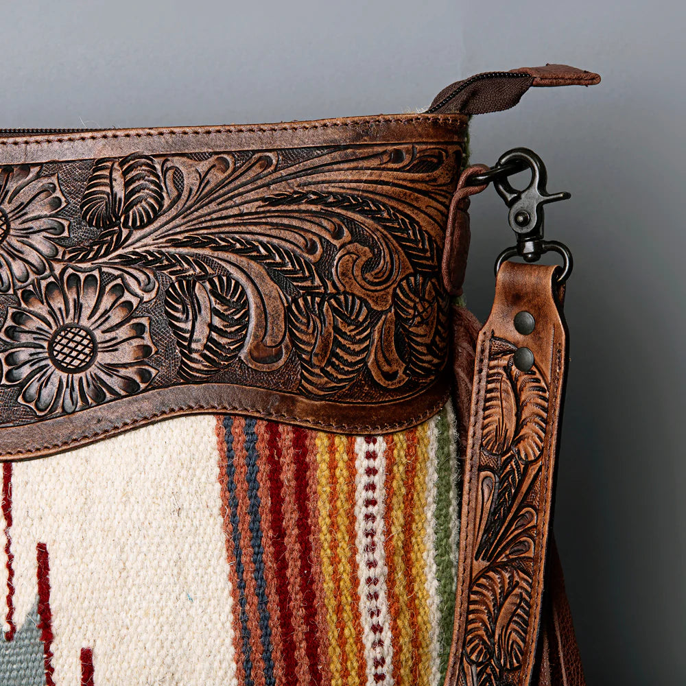 American Darling Large Fire Blanket Fringe Purse - Stylish Boho Crossbody Bag for Women, Perfect for Music Festivals, Beach Outings & Everyday Use