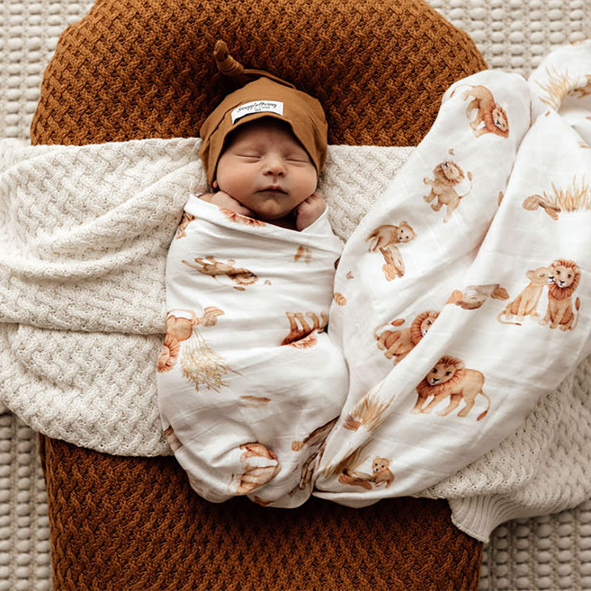 Organic Cotton Muslin Baby Wrap Blanket - Soft & Breathable Swaddle for Newborns - Perfect for Swaddling, Nursing, and Stroller Use - Lion Design