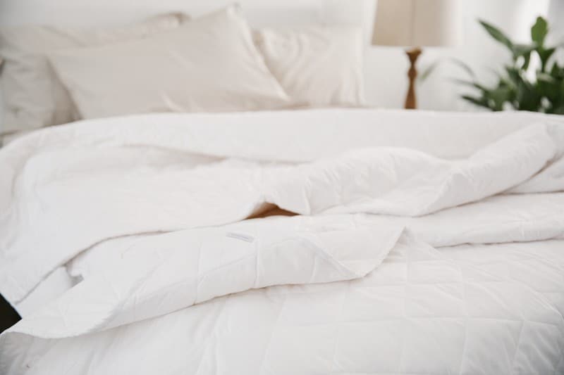 Organic Cotton Resort Quilts - Ultra Soft & Breathable Bedding for Hotels, Vacation Homes & Luxury Retreats | Perfect for Summer Nights & Spa Resorts
