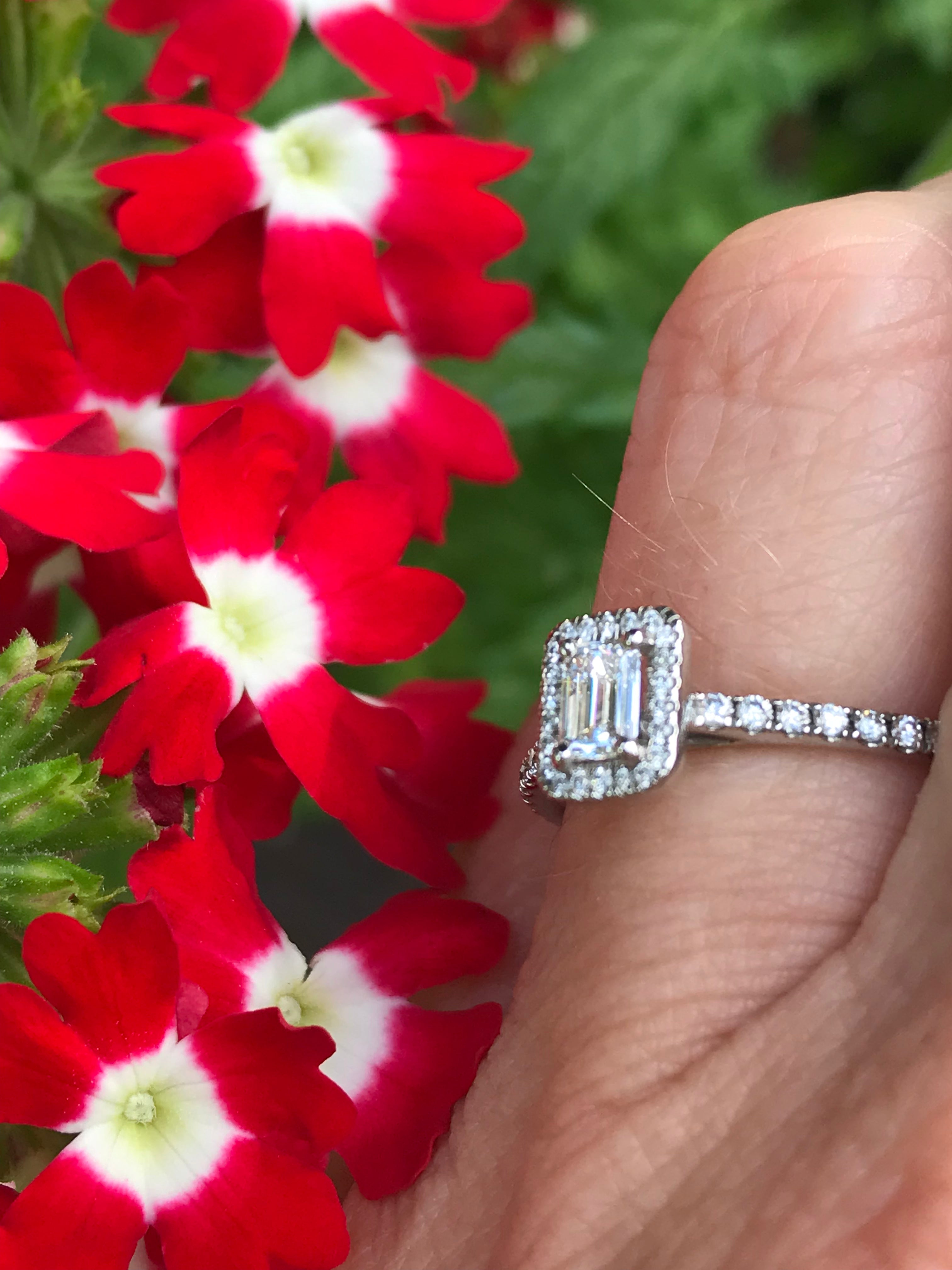 0.27ct Certified Natural Emerald Cut Platinum Diamond Ring - Elegant Engagement & Wedding Jewelry for Women