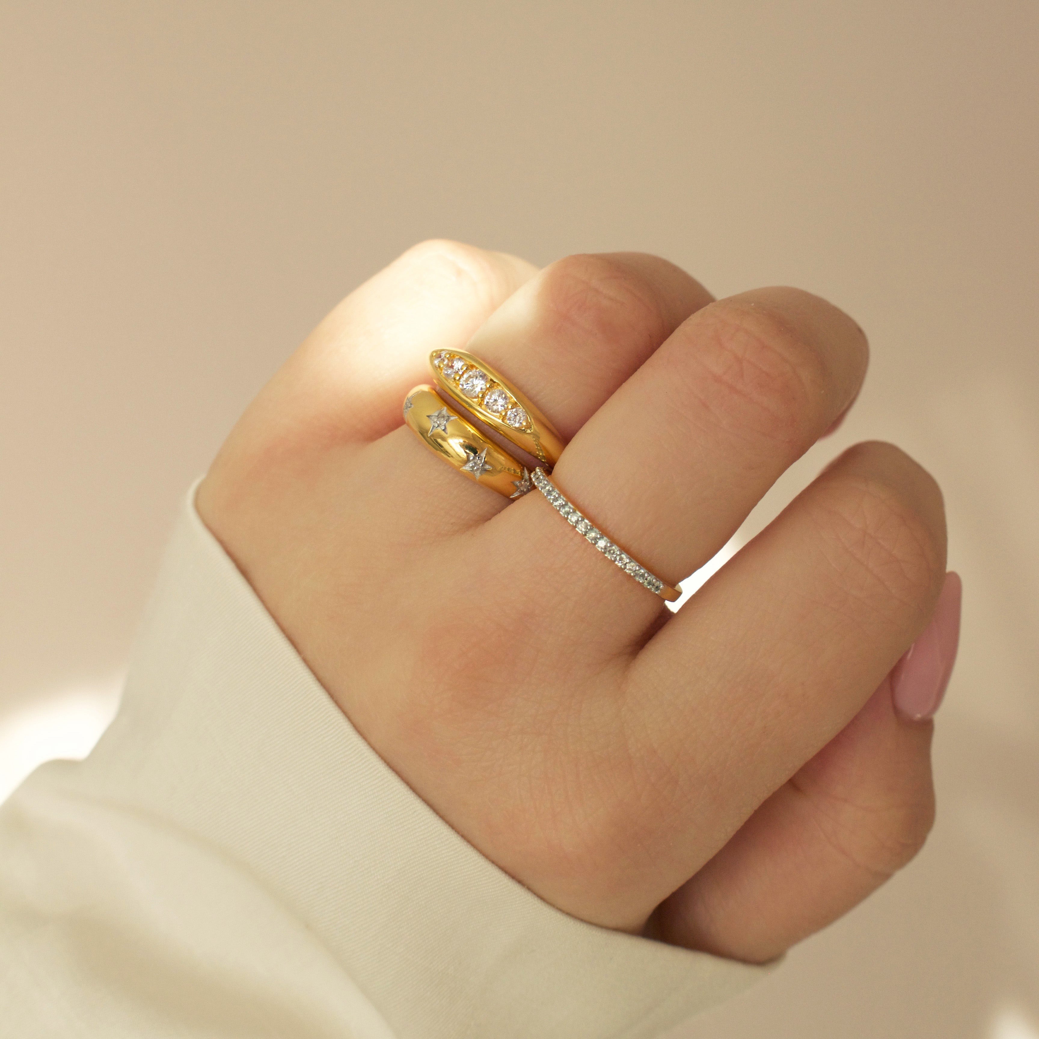 Chunky Star Set Diamond Band Ring for Women - Elegant Stackable Jewelry for Everyday Wear & Special Occasions