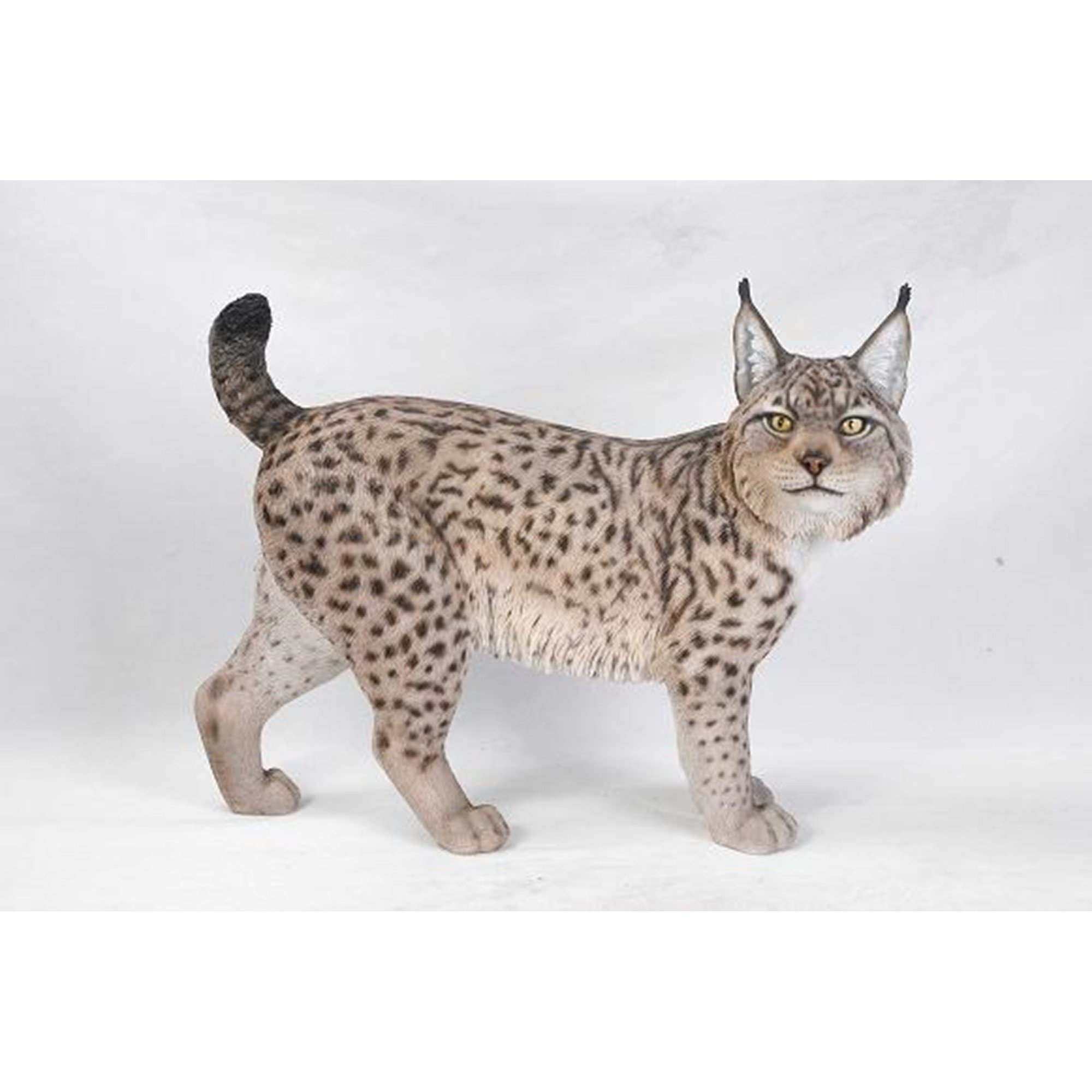 Lynx Statue - Handcrafted Animal Sculpture for Home Decor, Office, and Garden | Unique Gift Idea for Wildlife Lovers