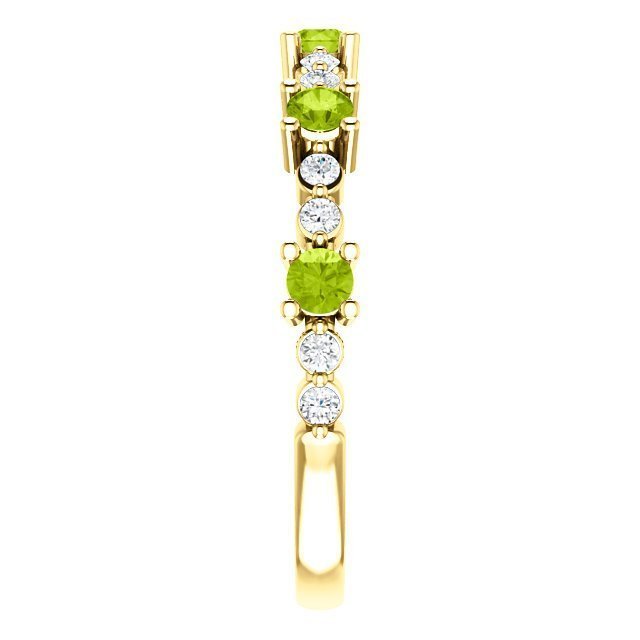 14KT Gold 0.45 CTW Peridot & 0.20 CTW Diamond Accent Stackable Ring - Elegant Wedding Band, Anniversary Gift for Her, Everyday Jewelry for Women