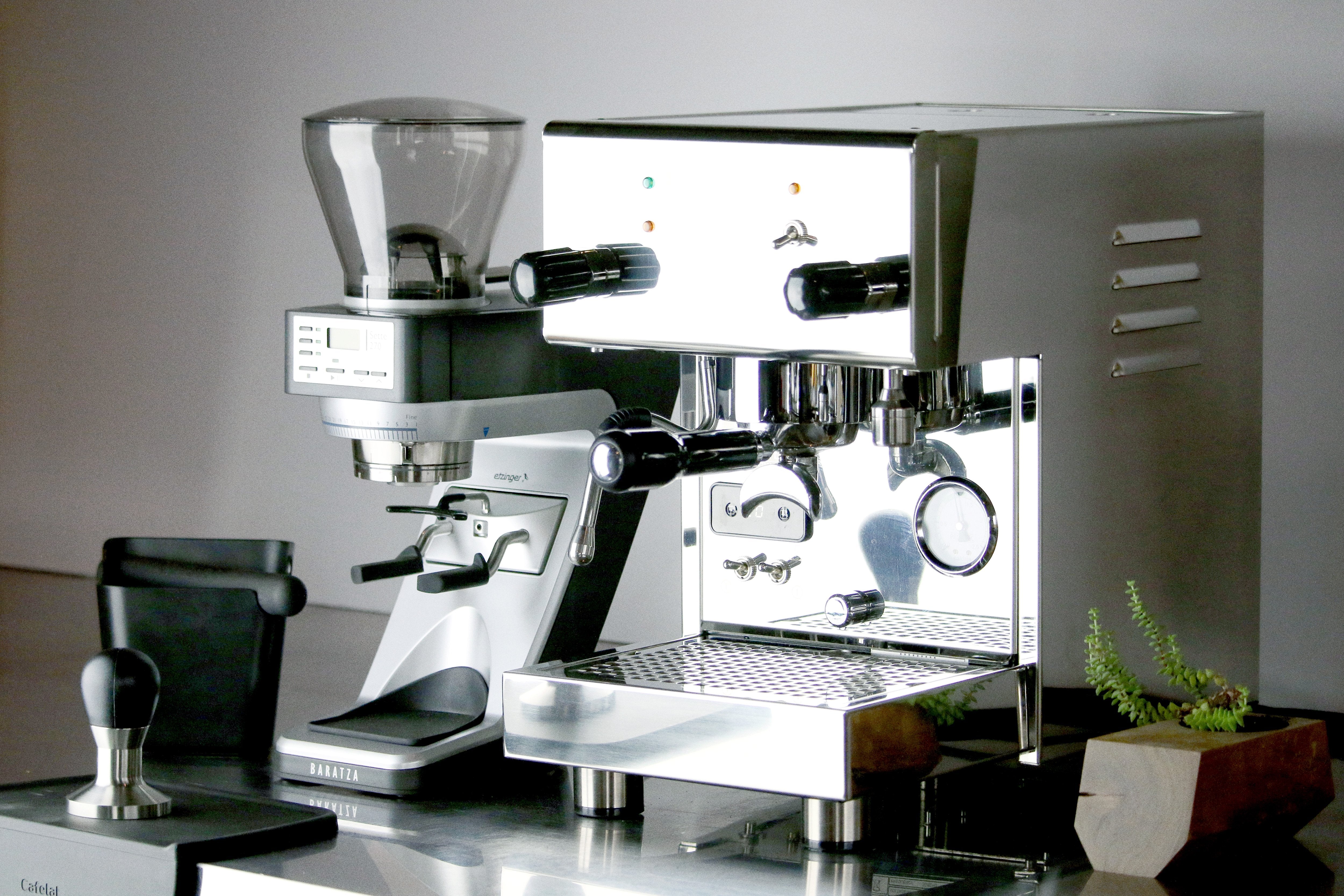 Baratza Sette 270 Conical Burr Espresso Grinder - Professional Coffee Grinder for Home & Cafe Use - Perfect for Espresso, Latte & Cappuccino Making