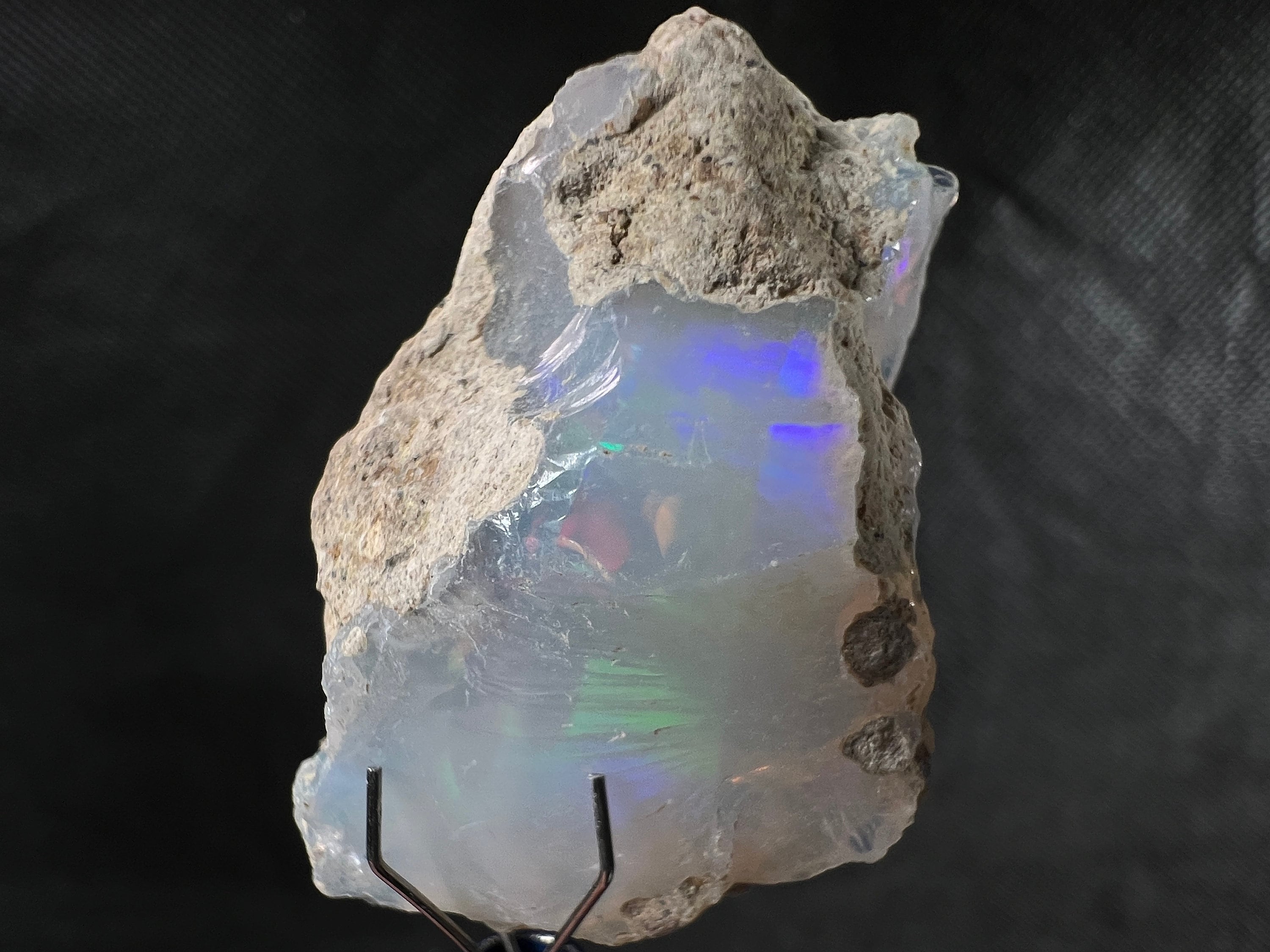 4A+ Welo Opal Raw Crystal - Natural Cutting Grade Opal Gemstone, October Birthstone for Jewelry Making & Healing (50661) - Perfect for Rings, Necklaces & Spiritual Meditation