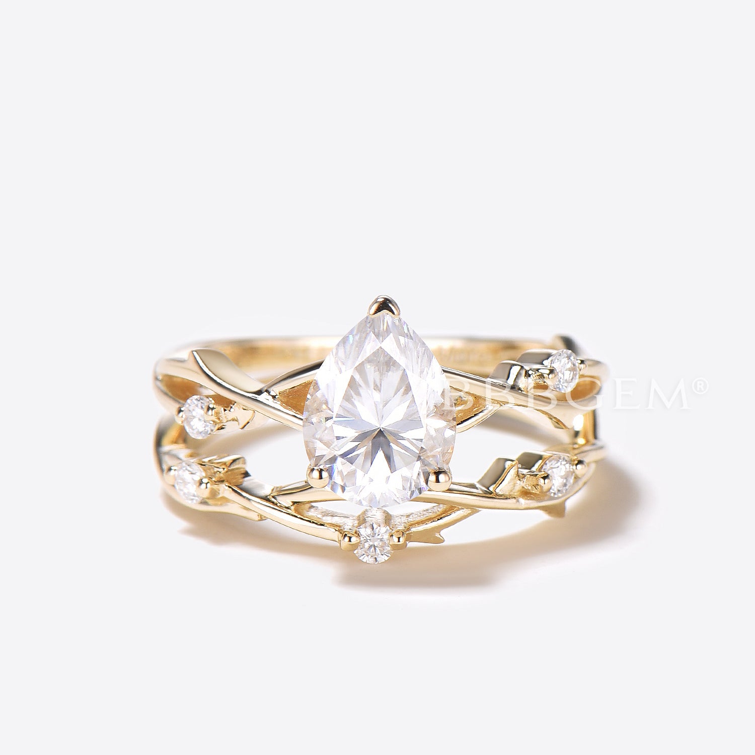 1.25CT Pear Cut Moissanite Engagement Ring Set for Women - Twisted Vine Solitaire Ring in Gold, Perfect for Proposals, Weddings & Anniversary Gifts
