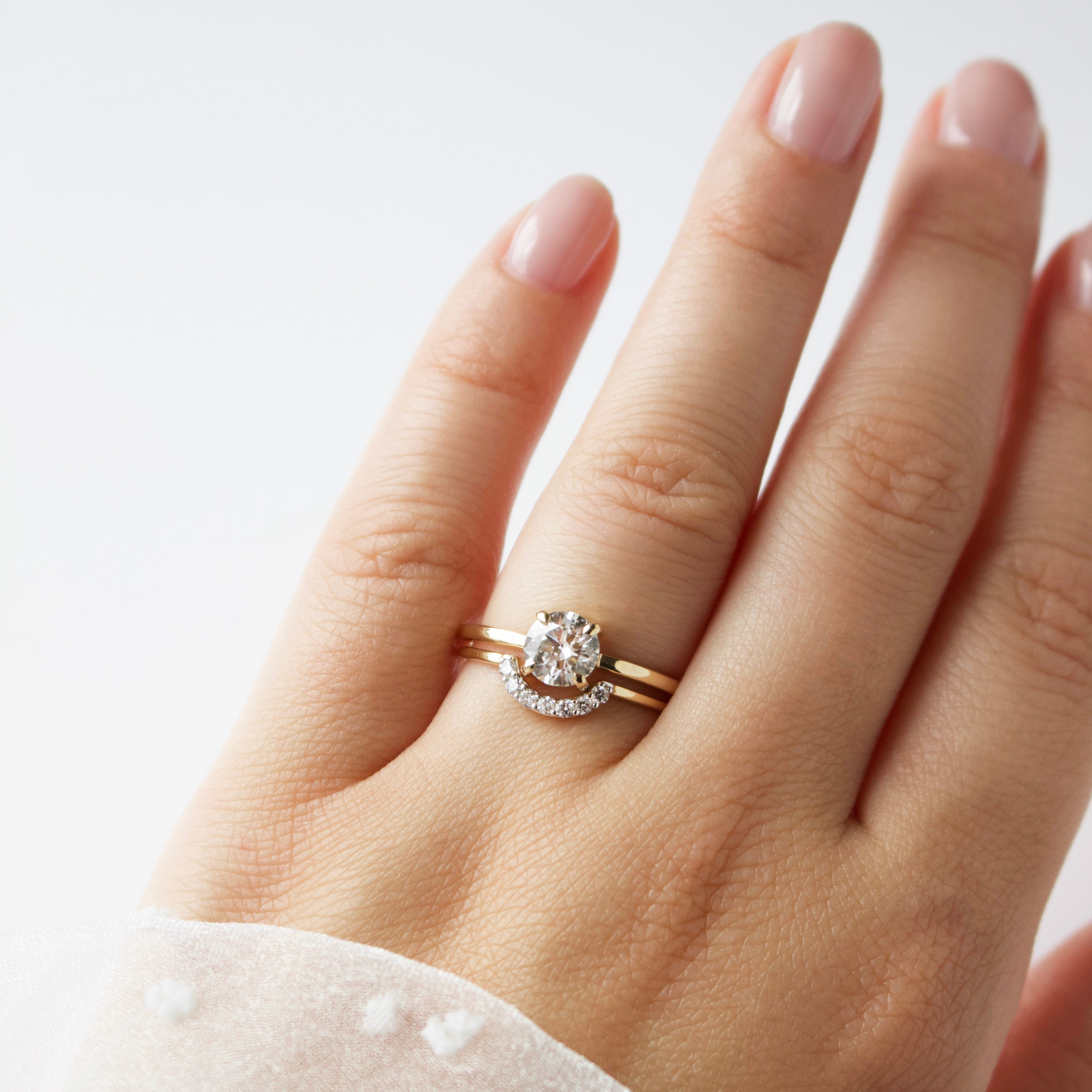 Clara Round Solitaire Diamond Ring - 14K White Gold Engagement Ring for Women, 1 Carat GIA Certified Diamond Wedding Band - Perfect for Proposals, Anniversaries & Special Occasions