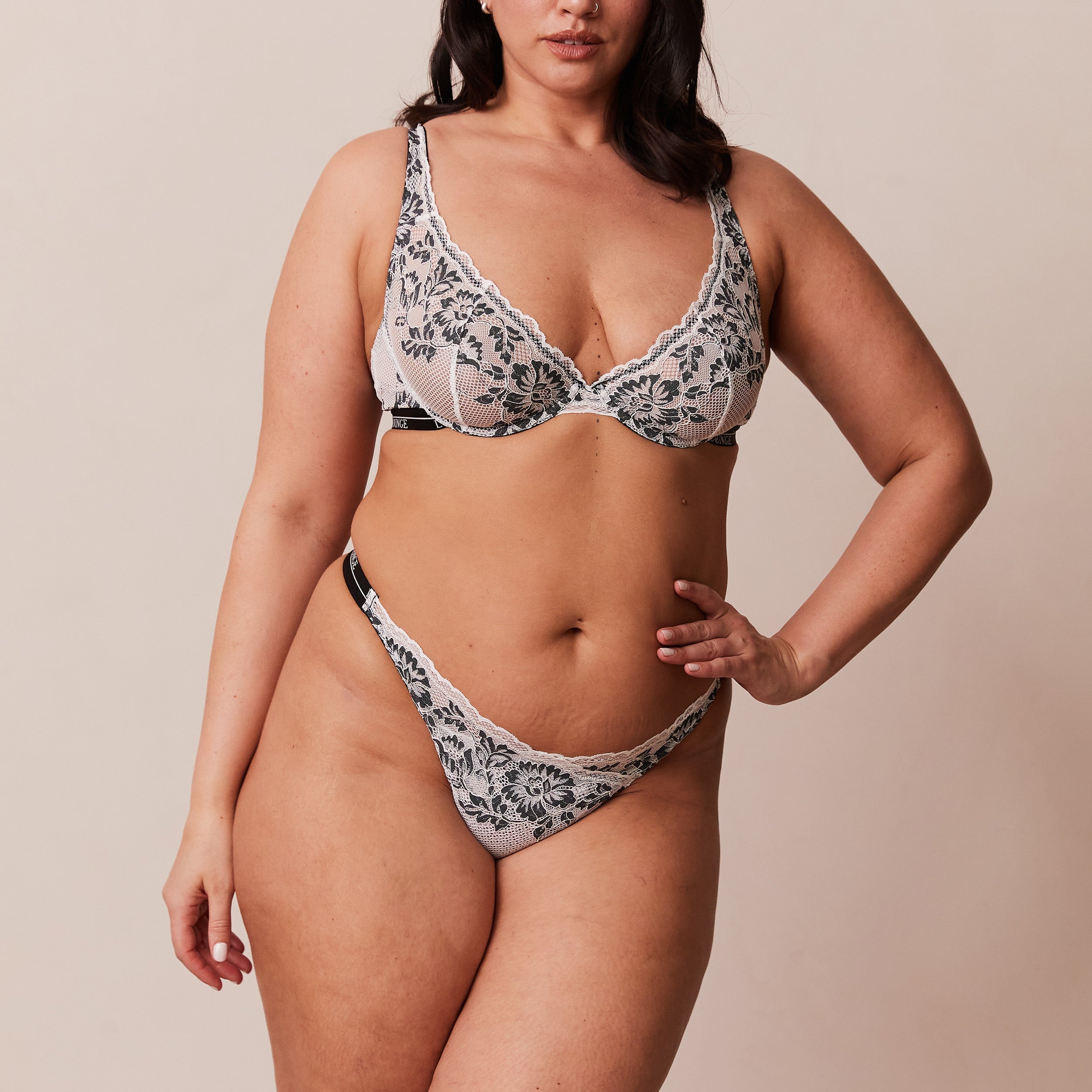 Luxury Balcony Bra Set - Comfortable Lace Underwire Push Up Bra for Women in White & Black | Perfect for Everyday Wear, Date Nights & Special Occasions