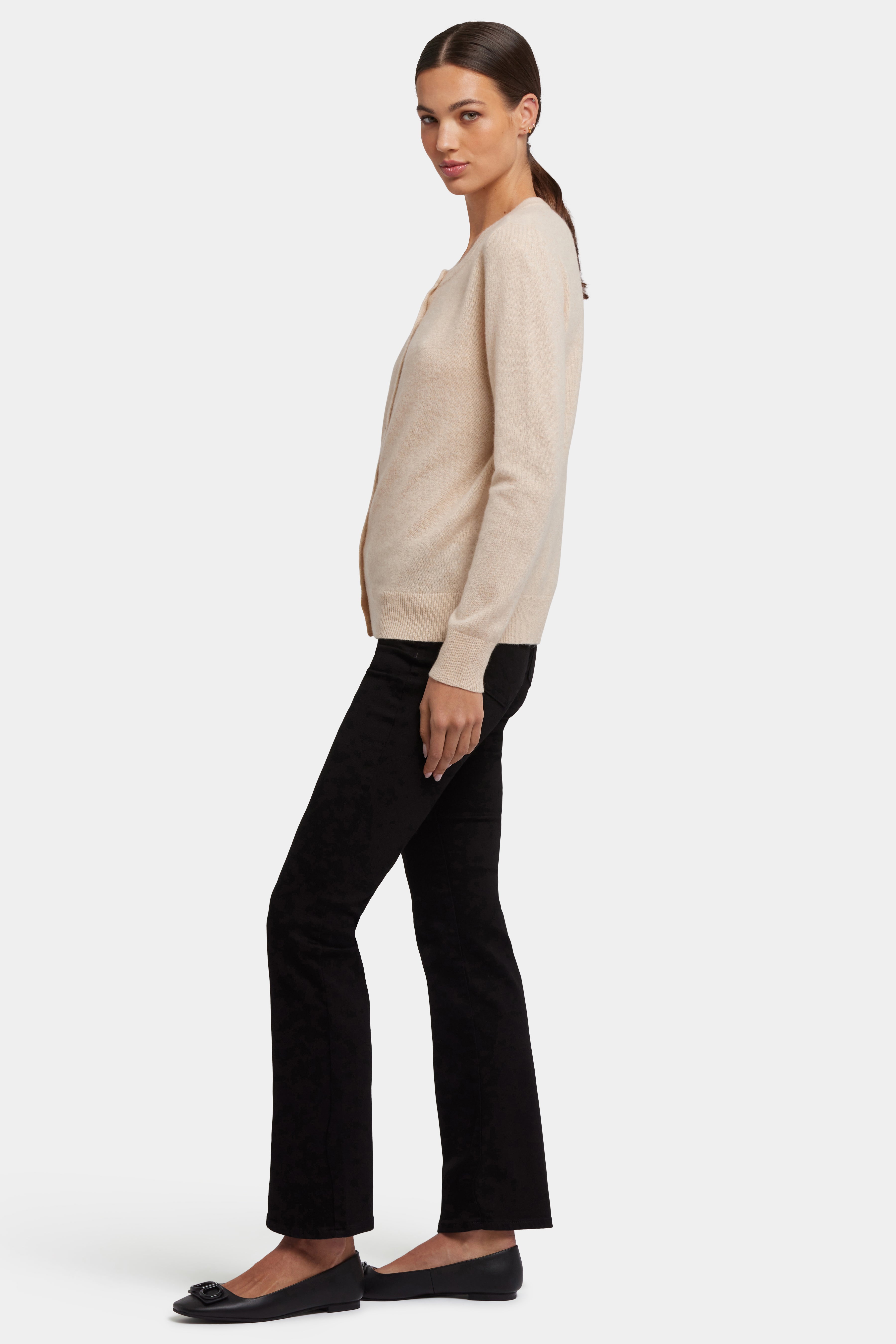 Luxury Cashmere Crewneck Cardigan for Women - Soft Heather Cream Sweater | Cozy Winter Wear & Office Outfit Essential