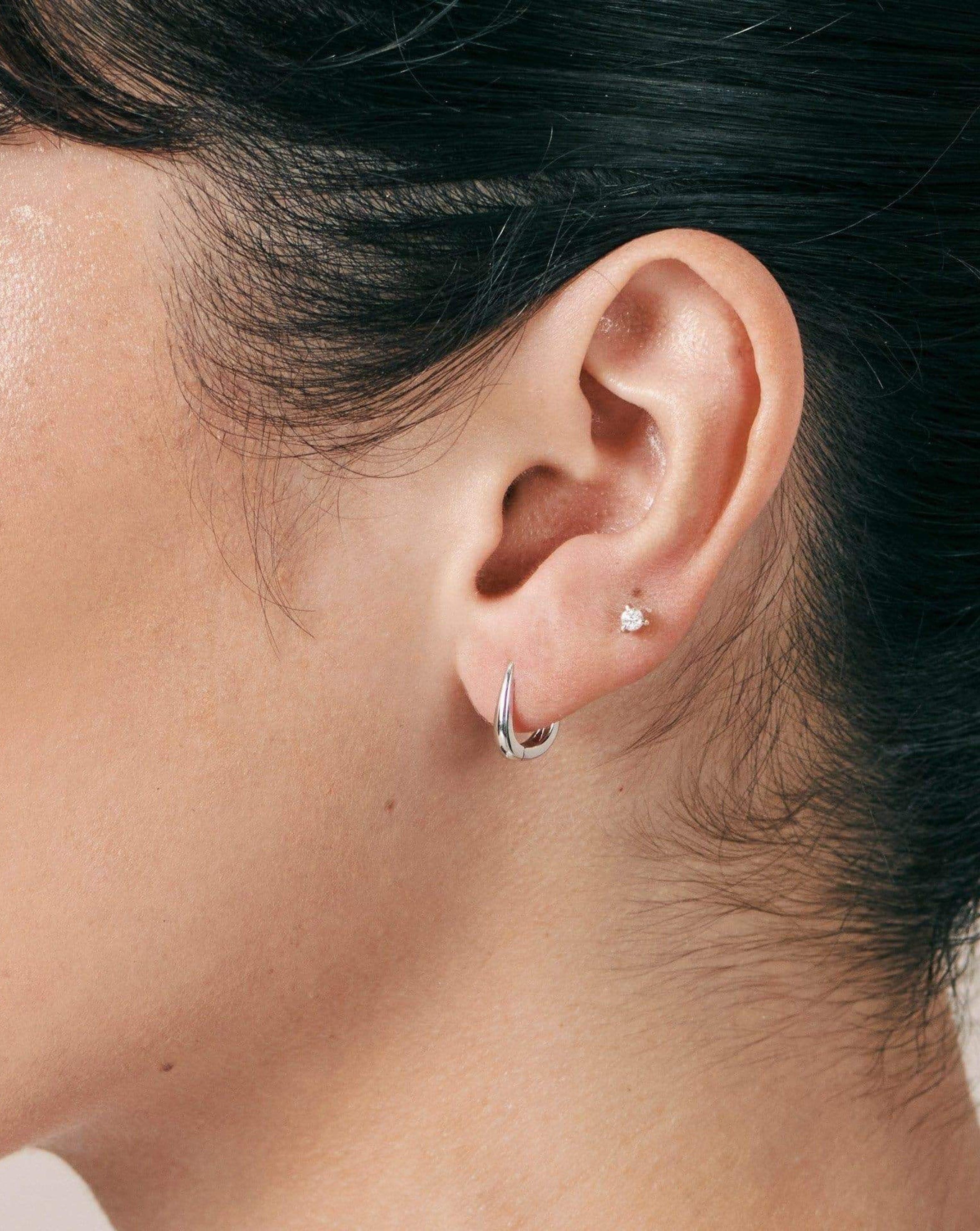 Exquisite Solitaire Diamond Stud Earrings for Women - 14K White Gold Small Diamond Earrings for Everyday Wear & Special Occasions