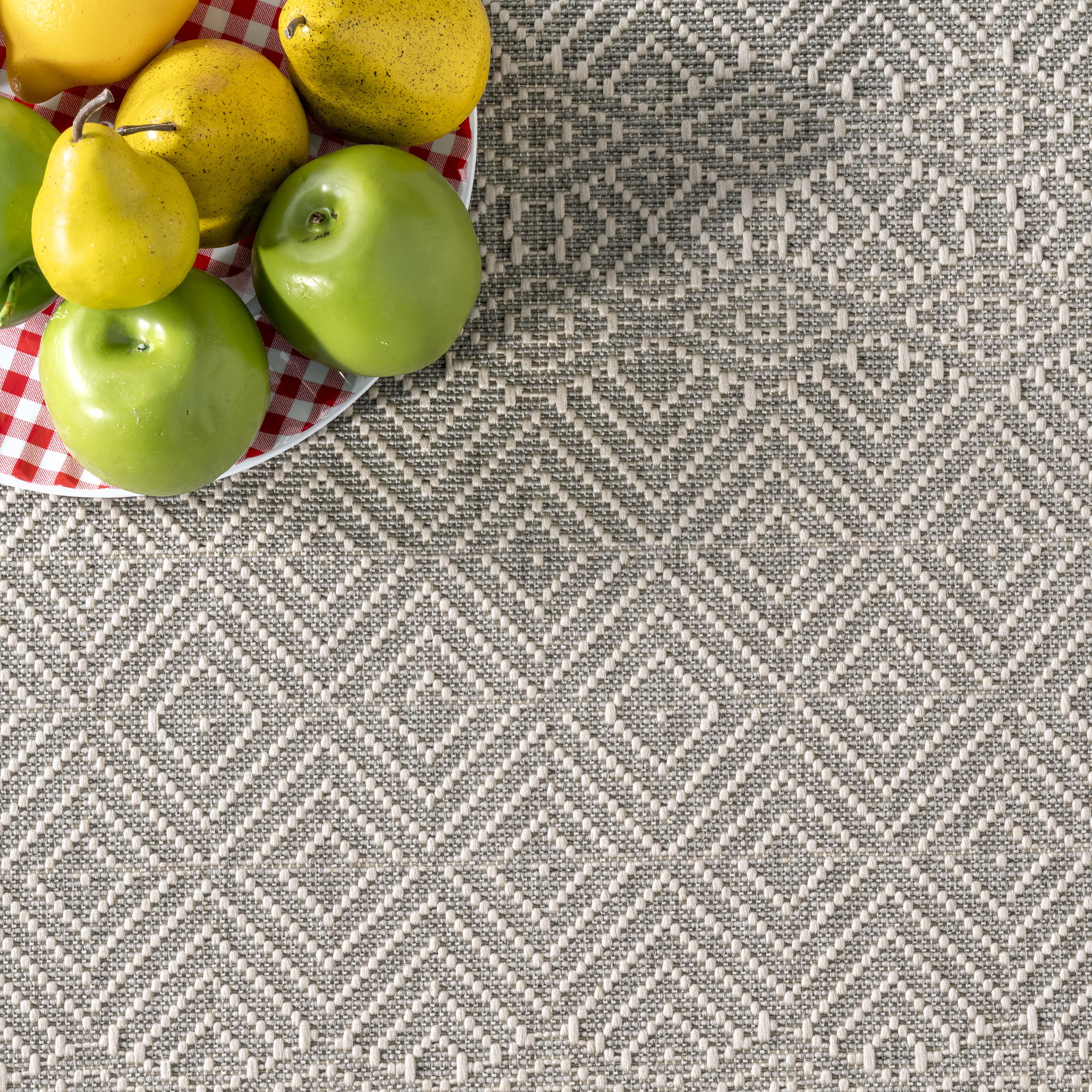 nuLOOM 8' x 10' Outdoor Performance Area Rug - Stain & Weather Resistant, High Traffic Patio & Balcony Rug in Paloma Grey - Perfect for Outdoor Entertaining, Poolside Lounging & Garden Decor