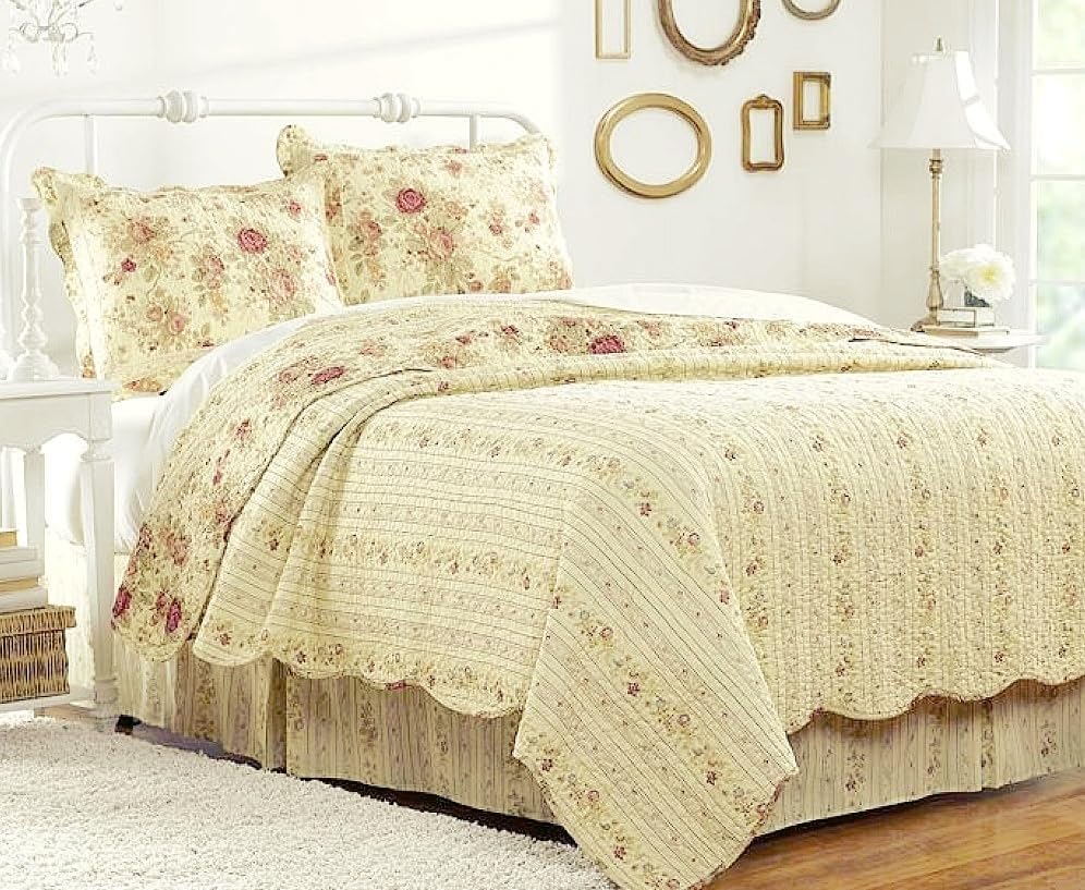 Romantic Roses Queen Size Cotton Quilt Set - 4pc Bedding with Sheet Grippers | Soft Breathable Comforter Cover for Master Bedroom, Guest Room & Dorm Decor