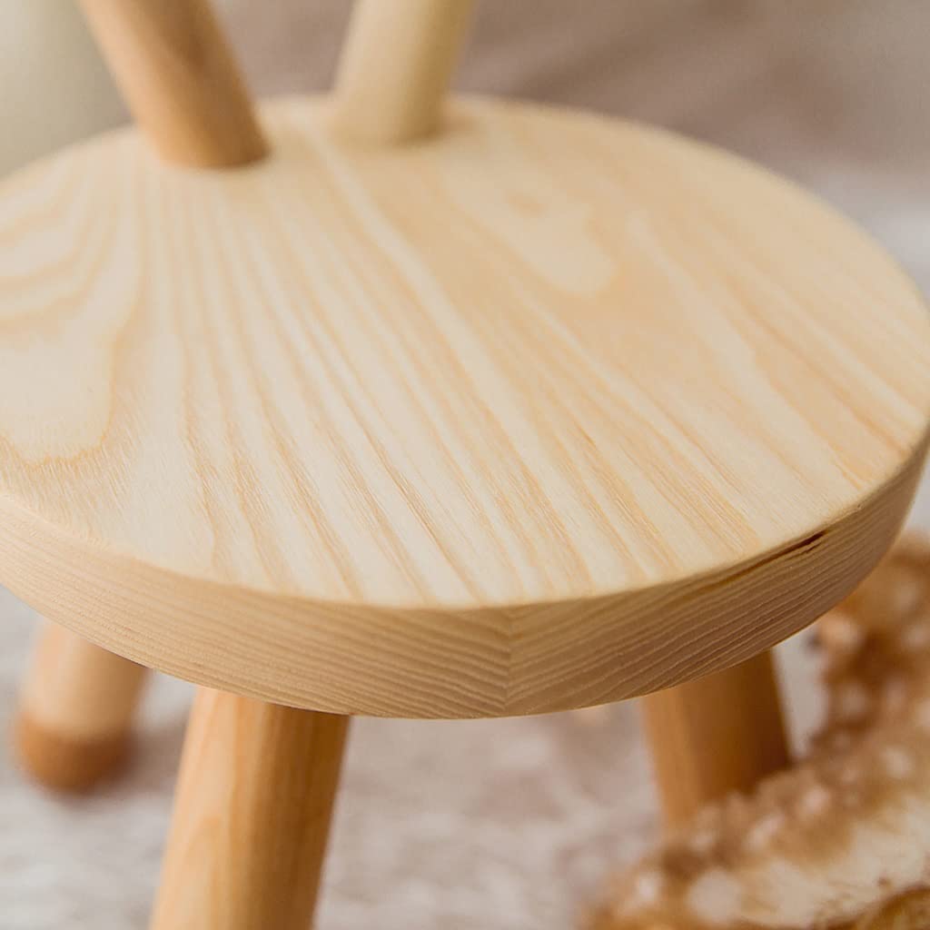 Cartoon Giraffe Stool - Nordic Solid Wood Children's Footrest Ottoman with Storage, Kids Room Decor & Baby Gift (Includes Free Socks) - Perfect for Nursery, Playroom & Cozy Living Spaces