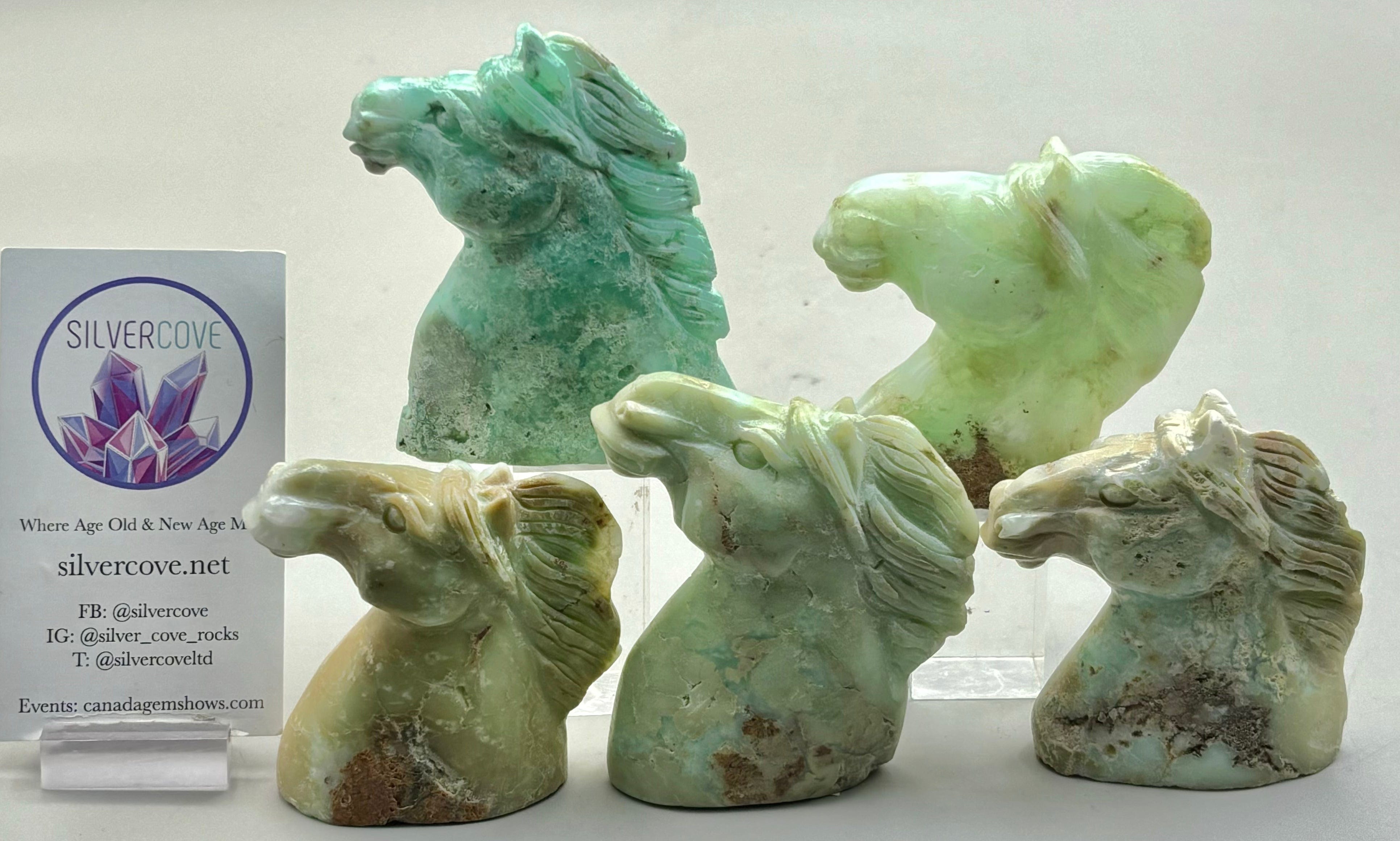 Handcrafted Chrysoprase Horse Carving - Unique Gemstone Figurine for Home Decor, Feng Shui, and Collectibles | Perfect Gift for Horse Lovers and Crystal Enthusiasts
