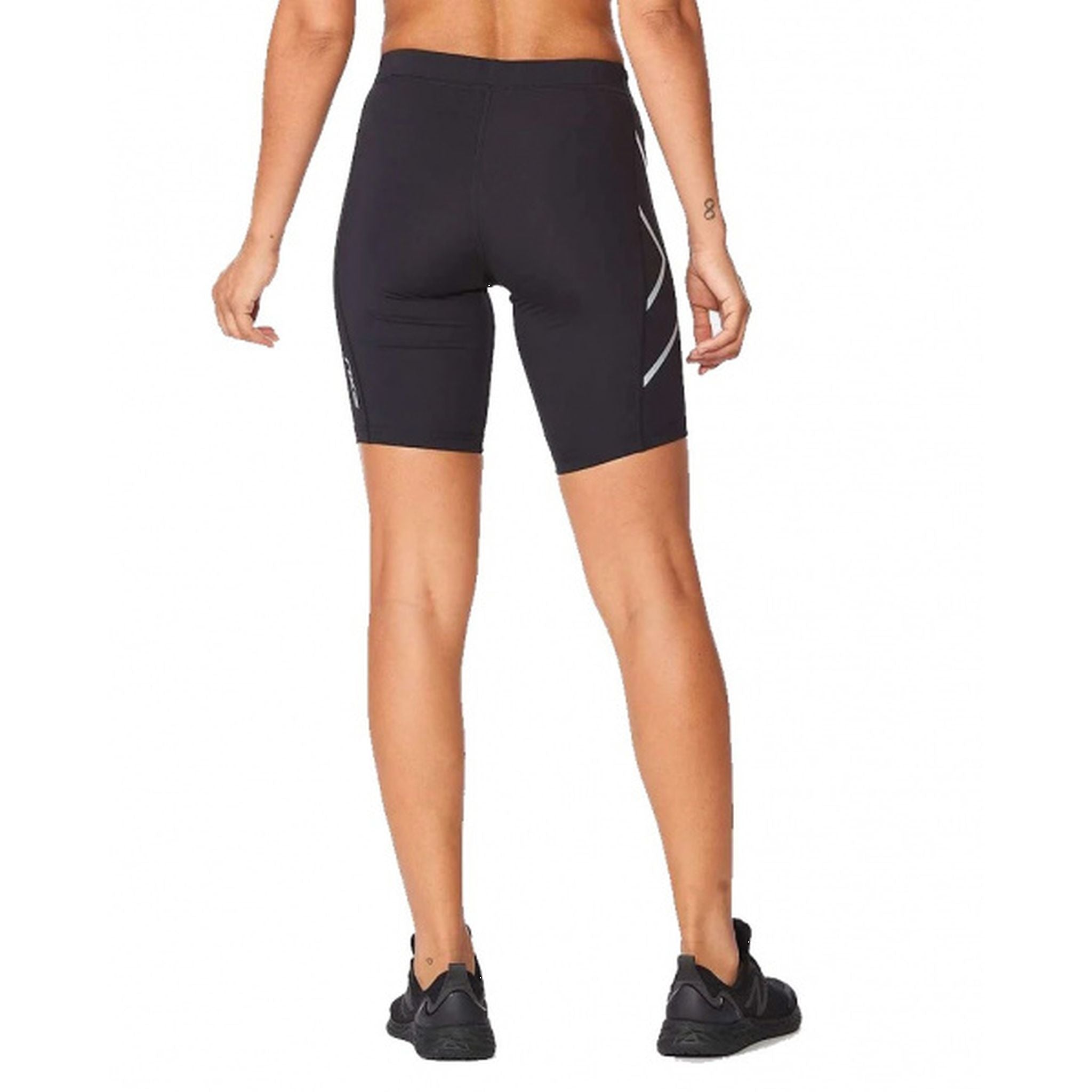 2XU Women's High-Performance Compression Shorts for Running, Workout & Recovery - Moisture-Wicking & Muscle Support Activewear