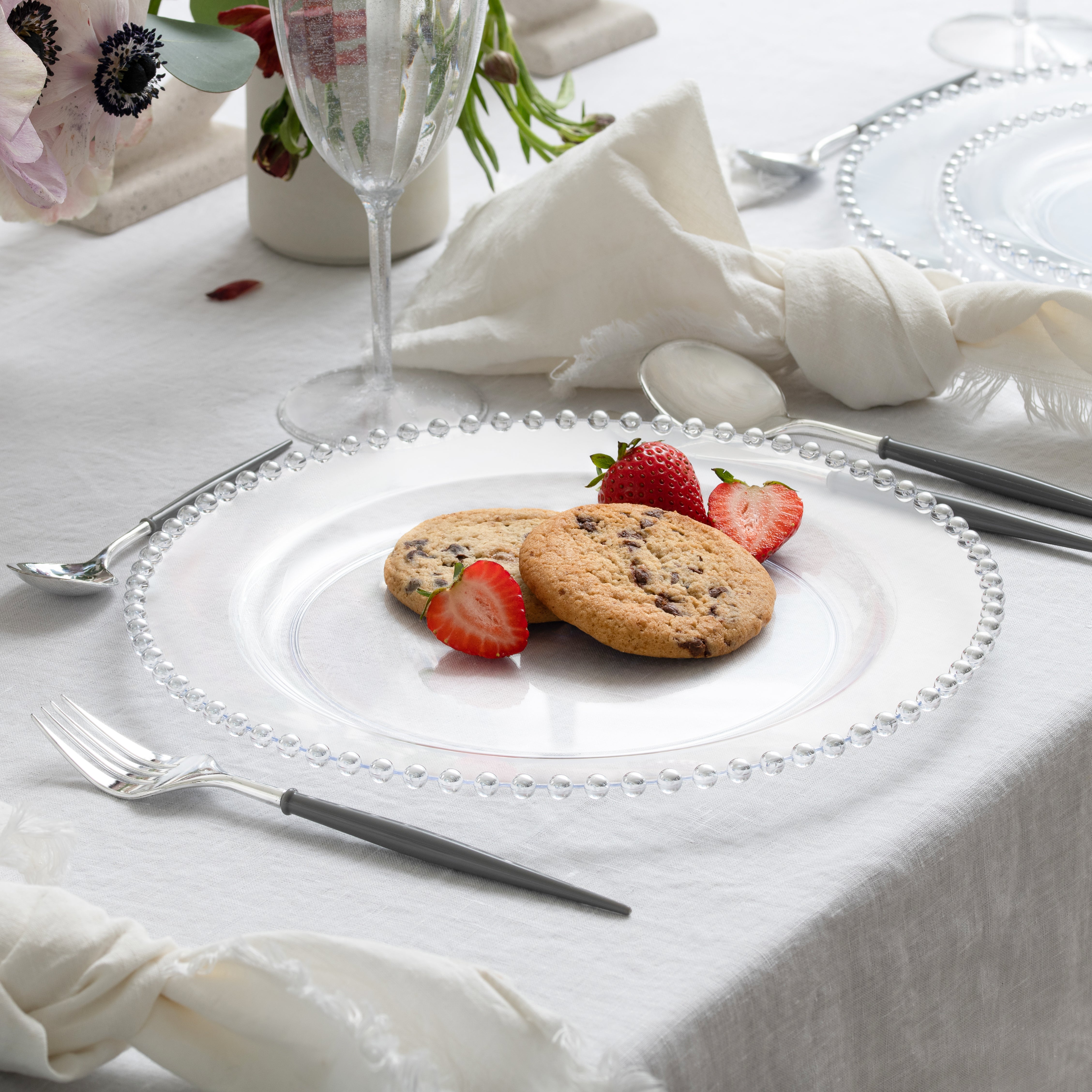 10-Pack Clear & Silver Round Plastic Plates with Beaded Rim - Elegant Disposable Tableware for Parties, Weddings, and Special Events