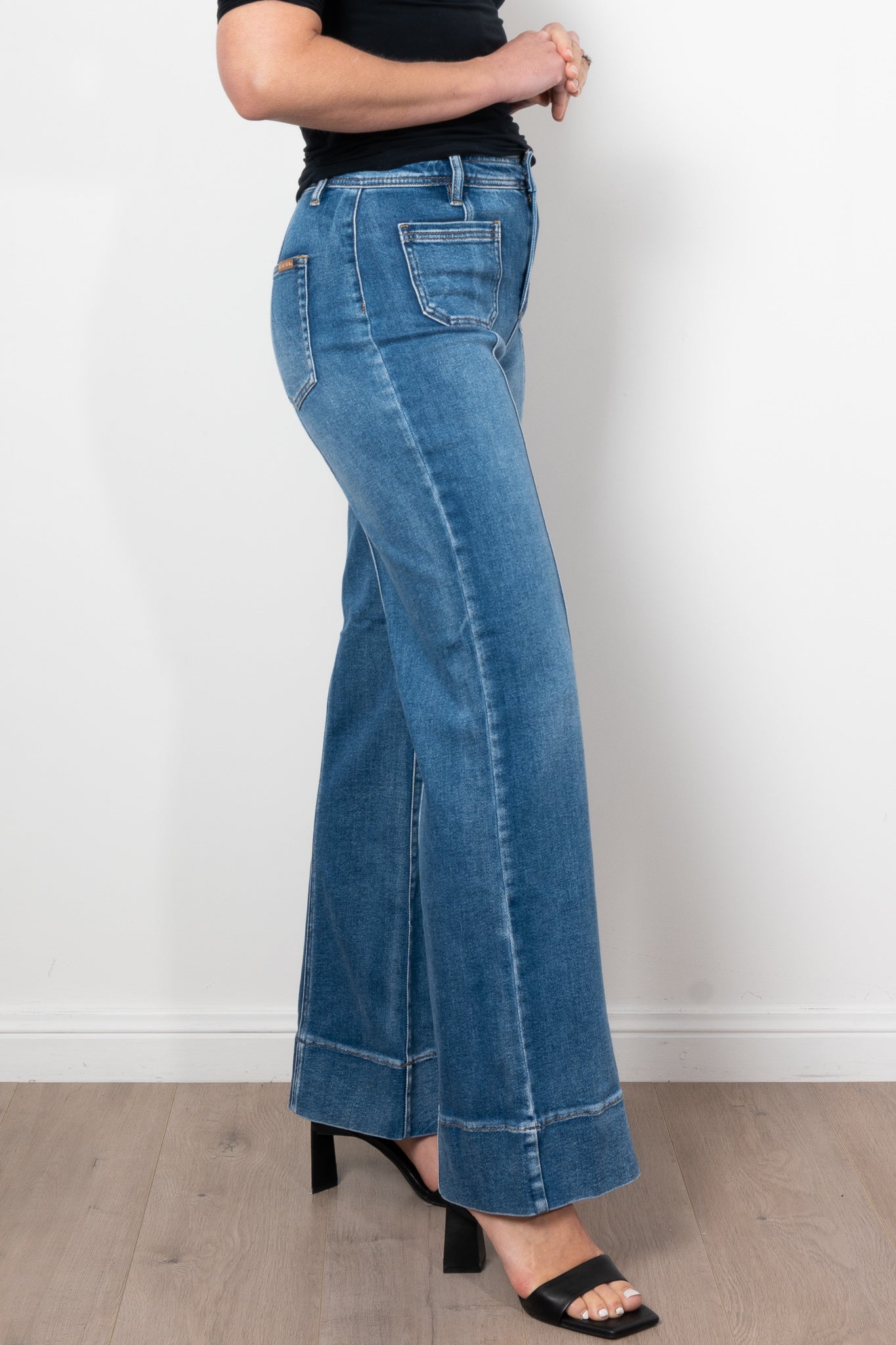 Kireina Farrah Jean Dakota Wash - Premium Women's Jeans for Casual & Chic Style | Perfect for Everyday Wear, Outings & Fashionable Looks