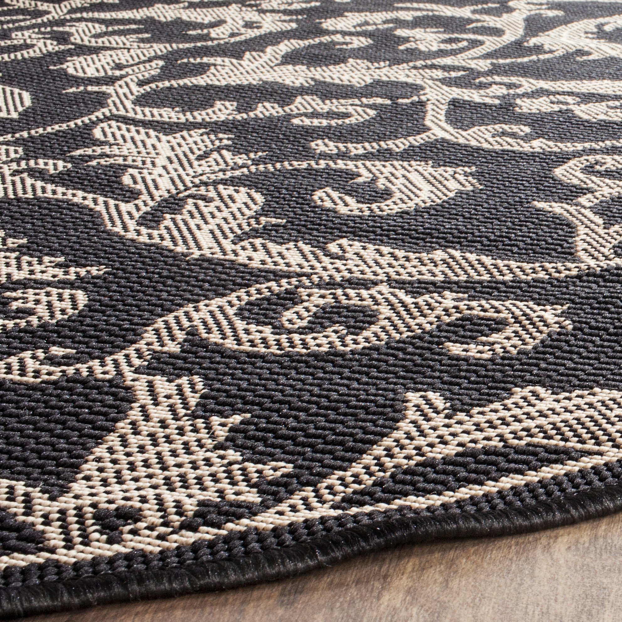 SAFAVIEH Courtyard Collection 6'7