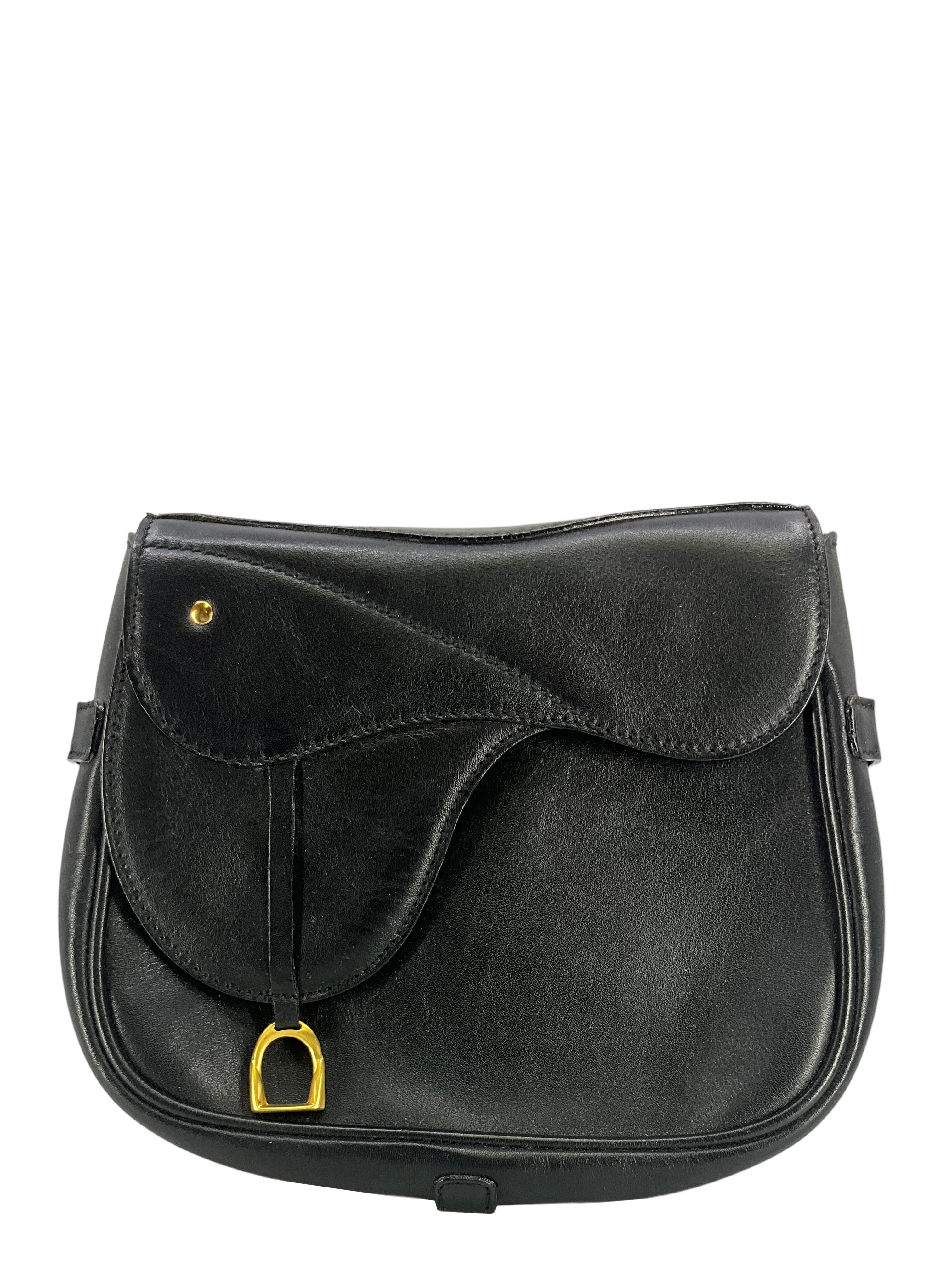Vintage GUCCI Leather Saddle Flap Belt Bag for Women | Crossbody Purse with Adjustable Strap | Perfect for Casual Outings, Travel & Everyday Use