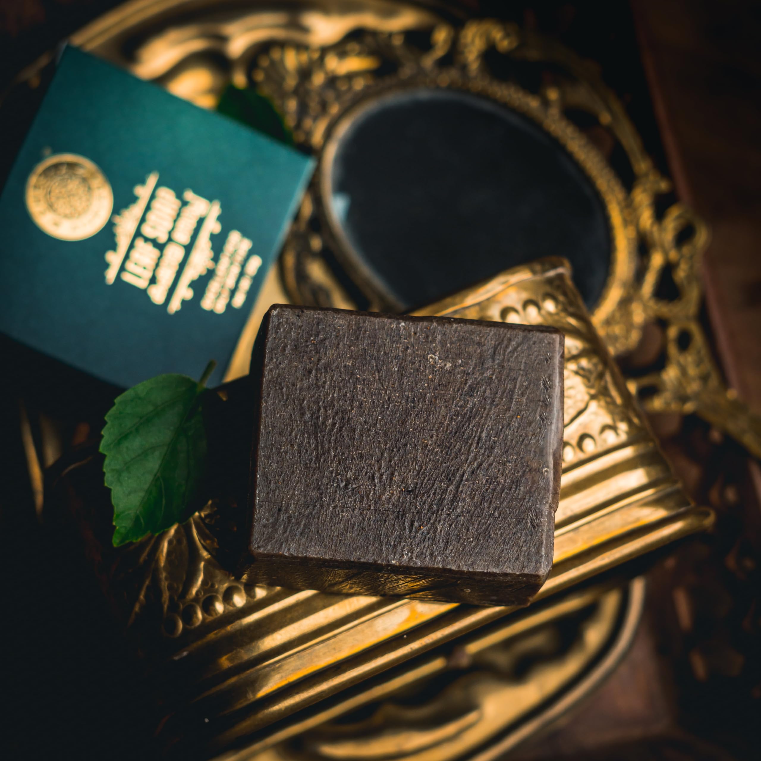 SHESHA NATURALS Ayurvedic Leaf Soap - 100% Natural Kashaya Based Skin Rejuvenating & Brightening Soap (125g) for Oily Skin - Deep Cleansing & Glow Boosting Face & Body Wash for Daily Skincare Routine