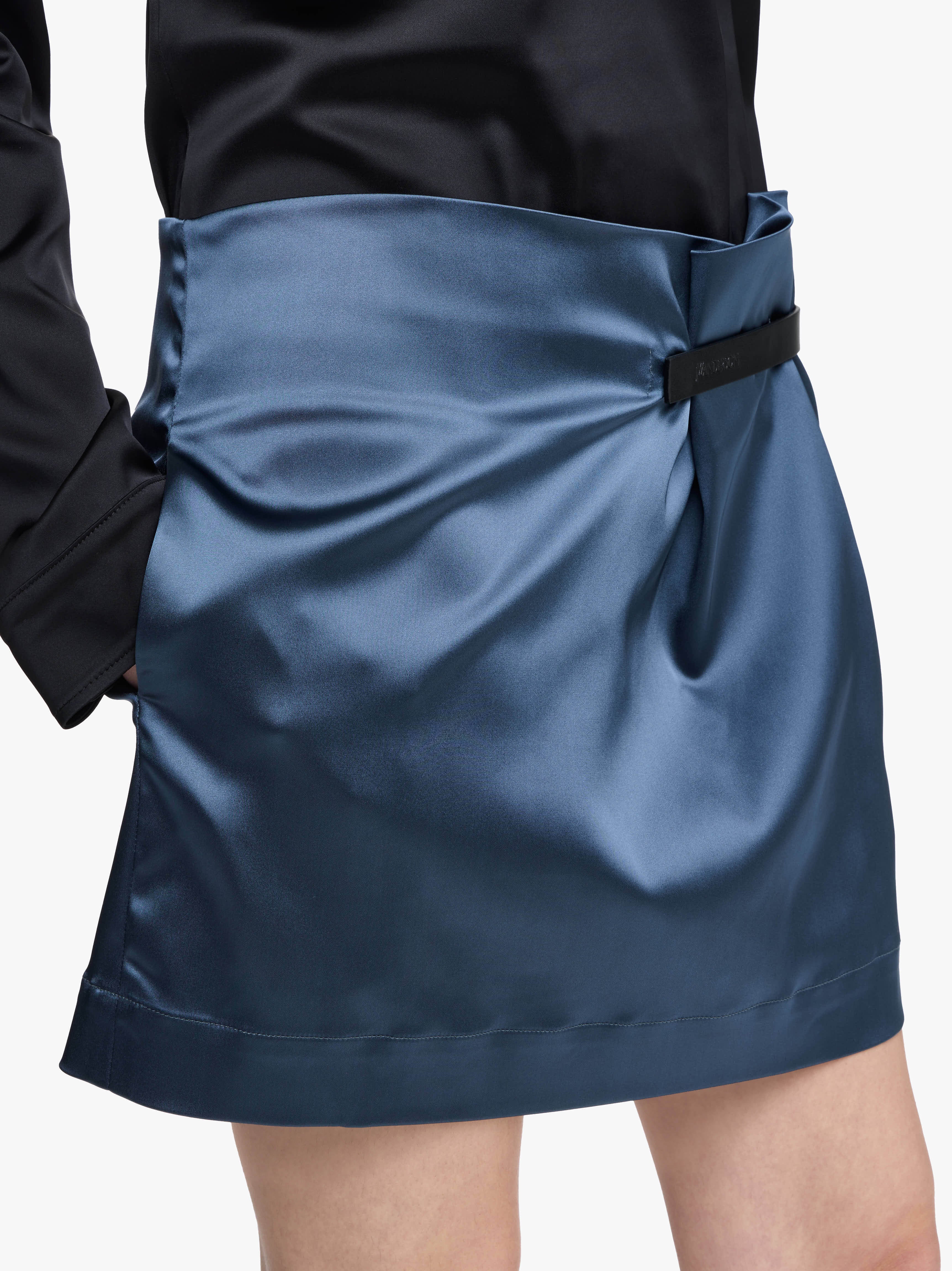Stylish Leather Mini Skirt for Women - High Waist A-Line Faux Leather Pencil Skirt - Perfect for Night Out, Party, and Office Wear