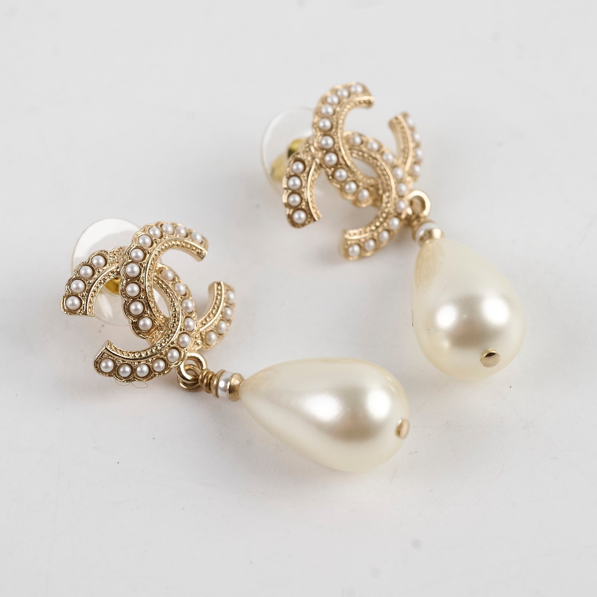 Chanel Pearl CC Logo Tear Drop Earrings for Women - Luxury Fashion Jewelry Gift for Party, Wedding & Special Occasions