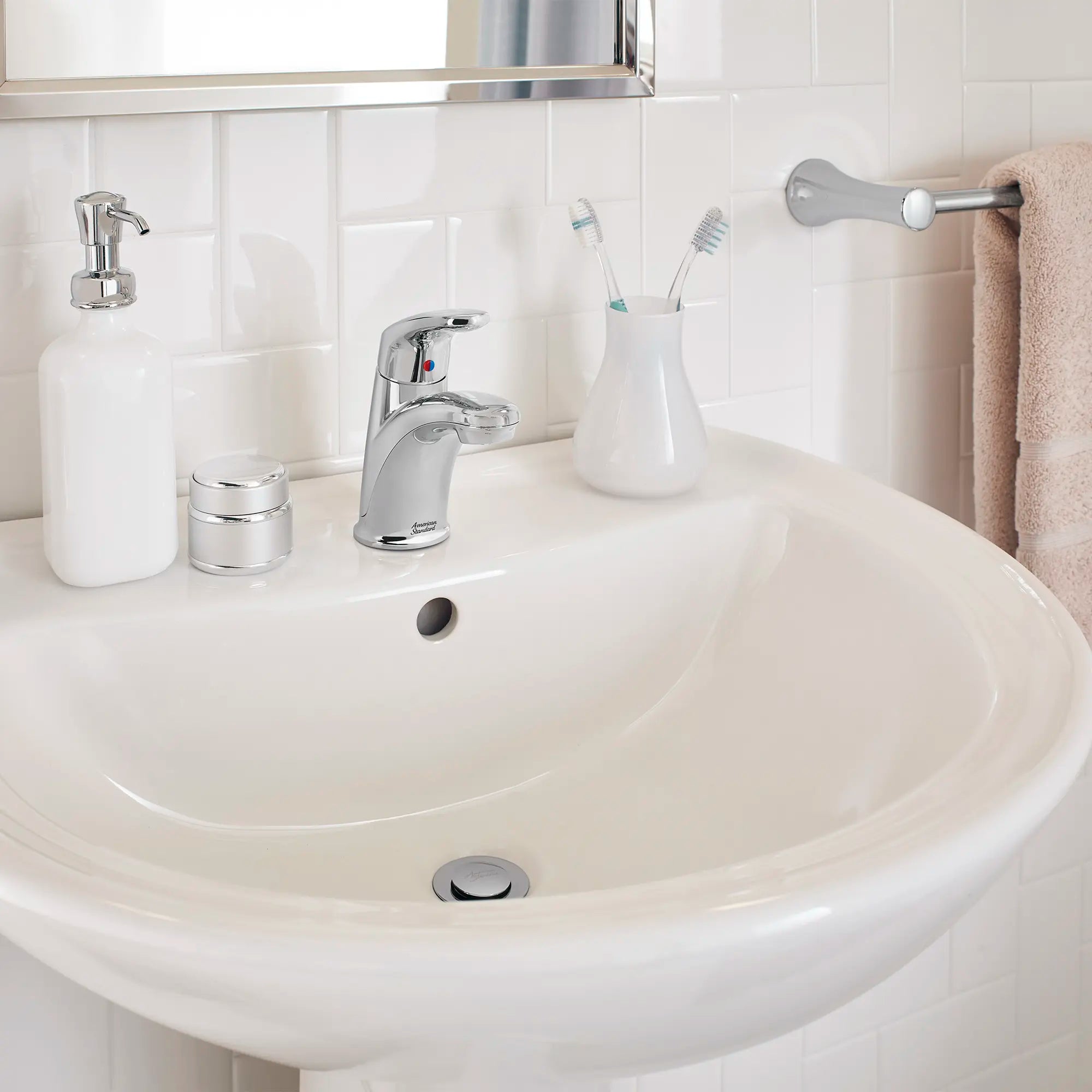 Colony PRO Single Hole Single Handle Bathroom Faucet - 1.2 GPM Water-Saving Design with Lever Handle - Perfect for Small Bathrooms & Powder Rooms