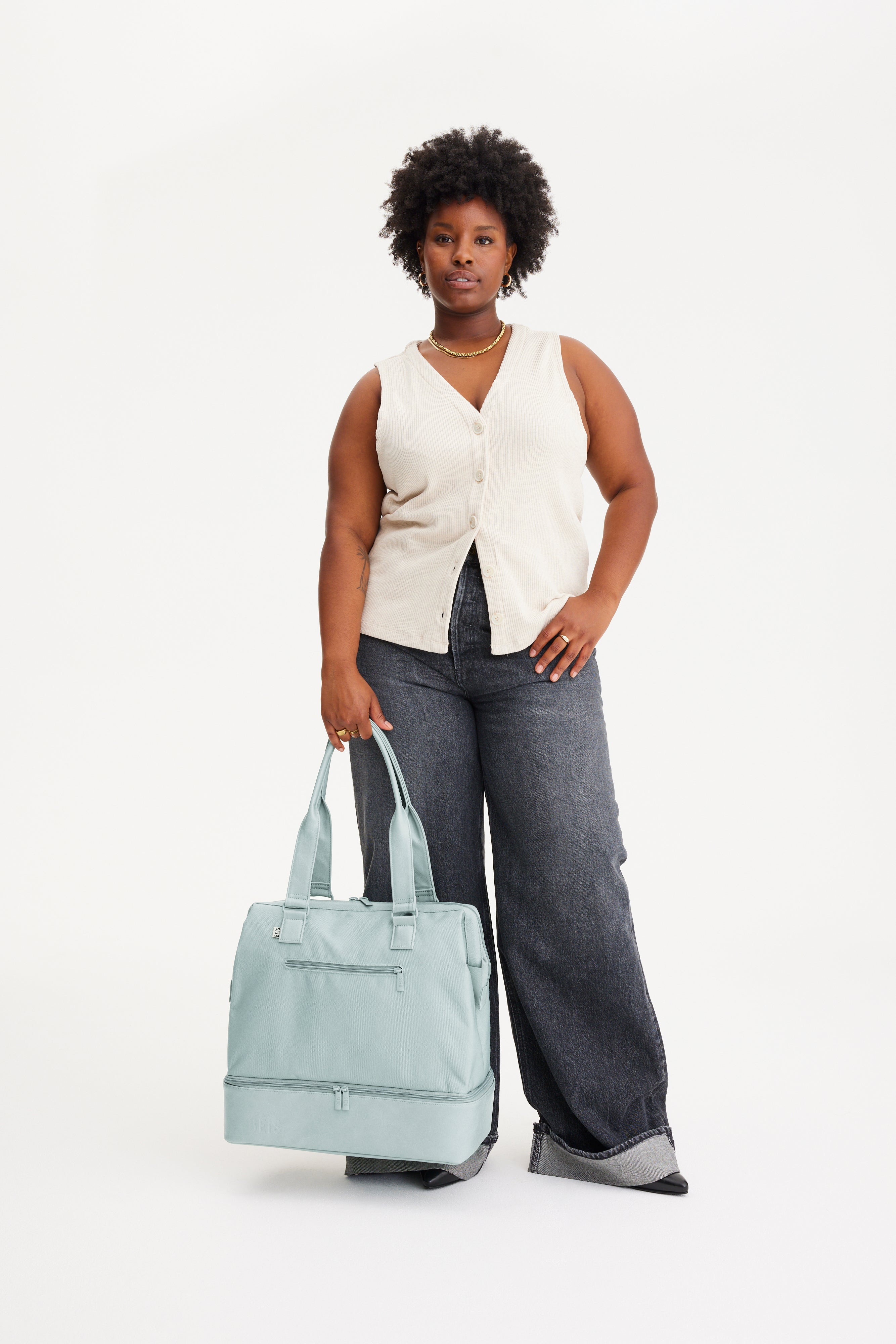 The Mini Weekender Travel Bag in Slate - Perfect for Weekend Getaways, Gym, and Business Trips
