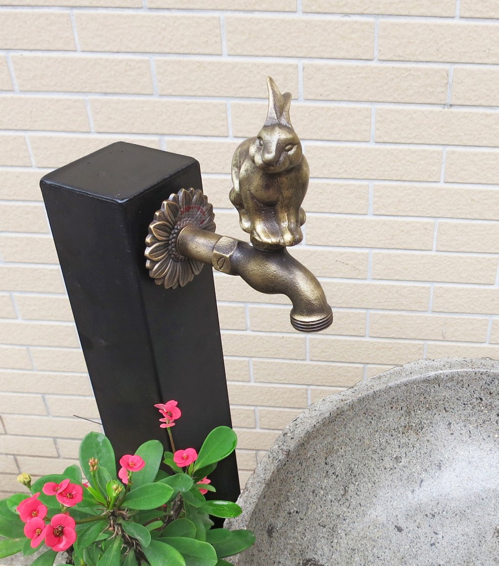 Premium Brass Rabbit Garden Faucet - Outdoor Water Spigot with Vintage Design - Perfect for Garden, Yard, and Patio Use