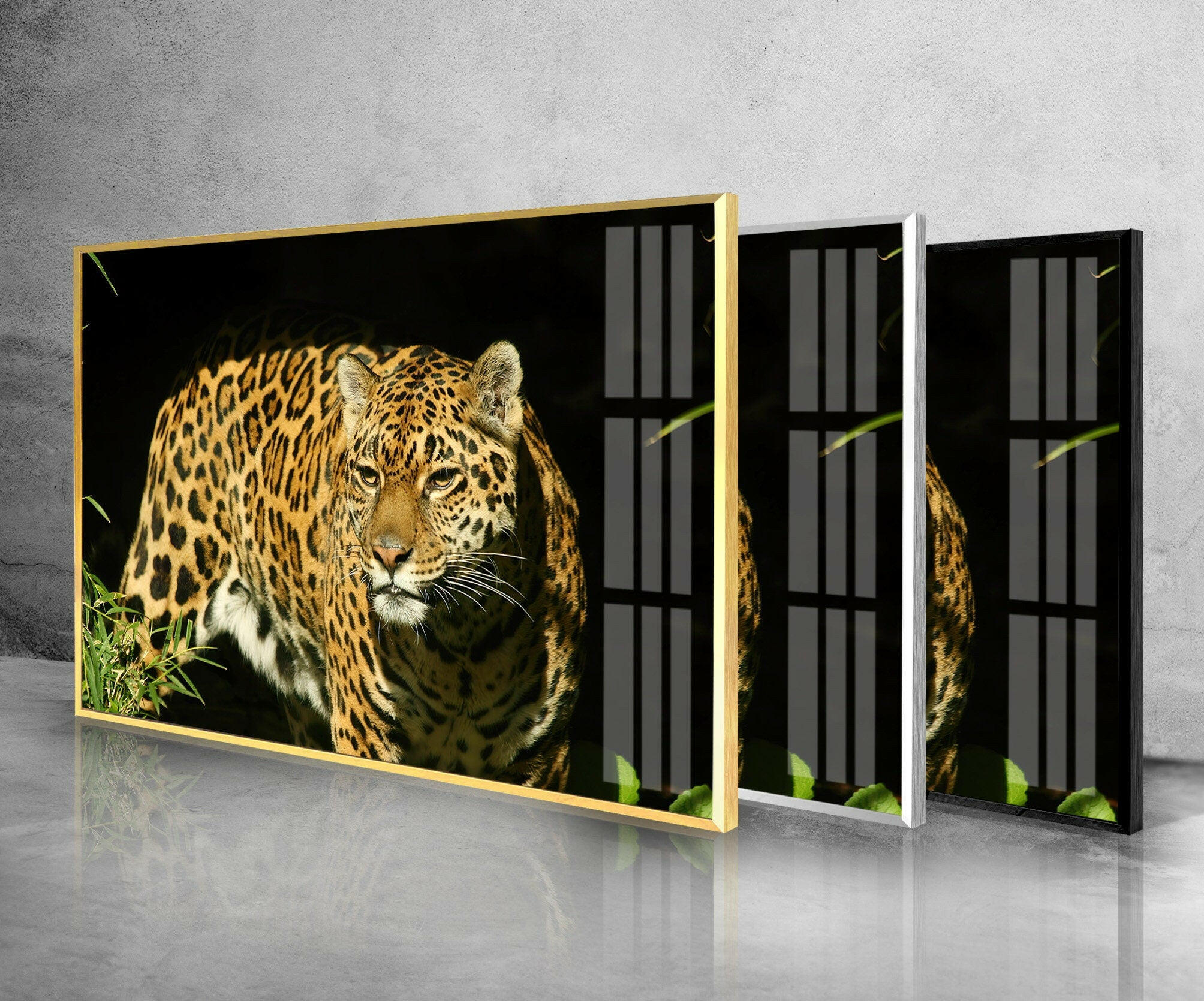 Stunning Amur Leopard Glass Wall Art - Handmade Wildlife Home Decor for Living Room, Bedroom & Office - Unique Animal Print Glass Panel