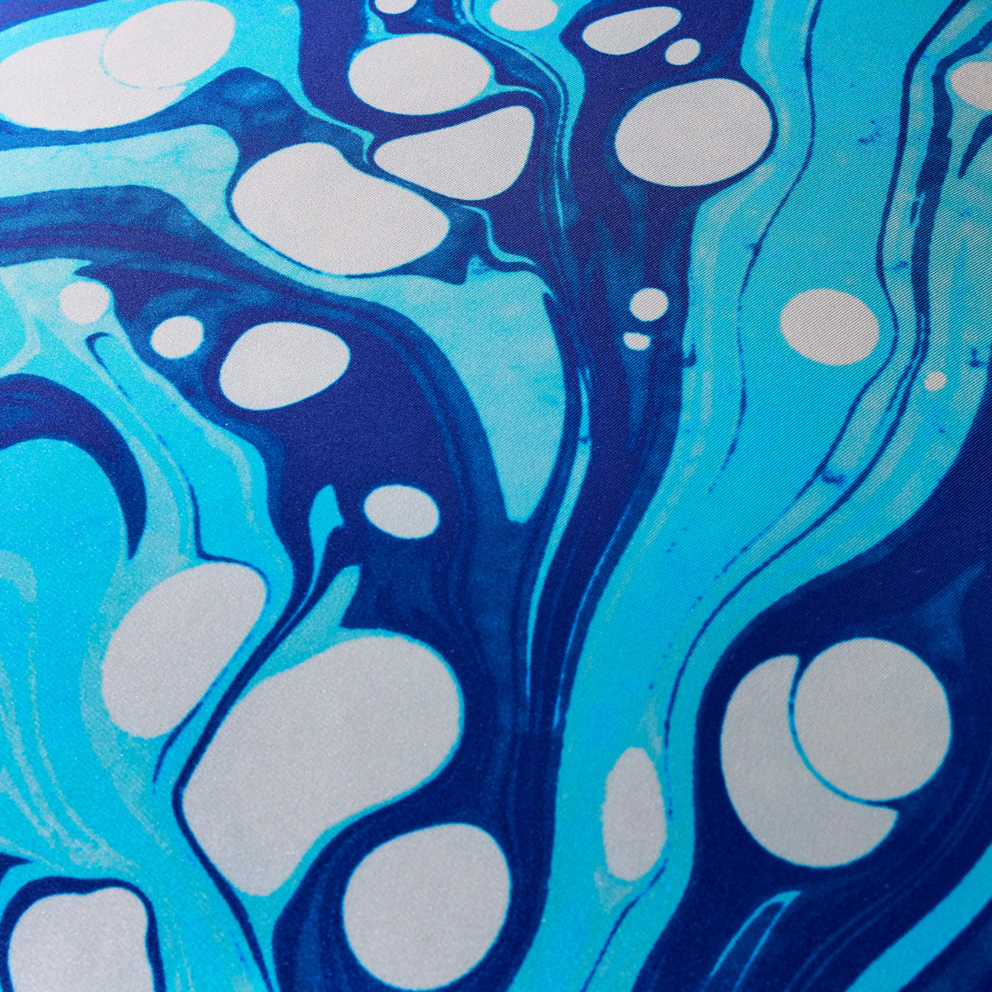 Luxury Marbleized Blue Silk Pillowcase - Soft & Hypoallergenic for Side Sleepers - Perfect for Bedroom Decor & Gift Ideas