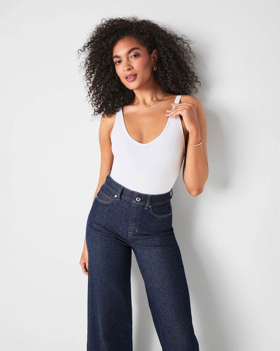 SPANX Sculpt™ Seamless Power Tank Top for Women - Shapewear T-Shirt with Built-in Bra for Smoothing & Slimming - Perfect for Work, Gym & Everyday Wear