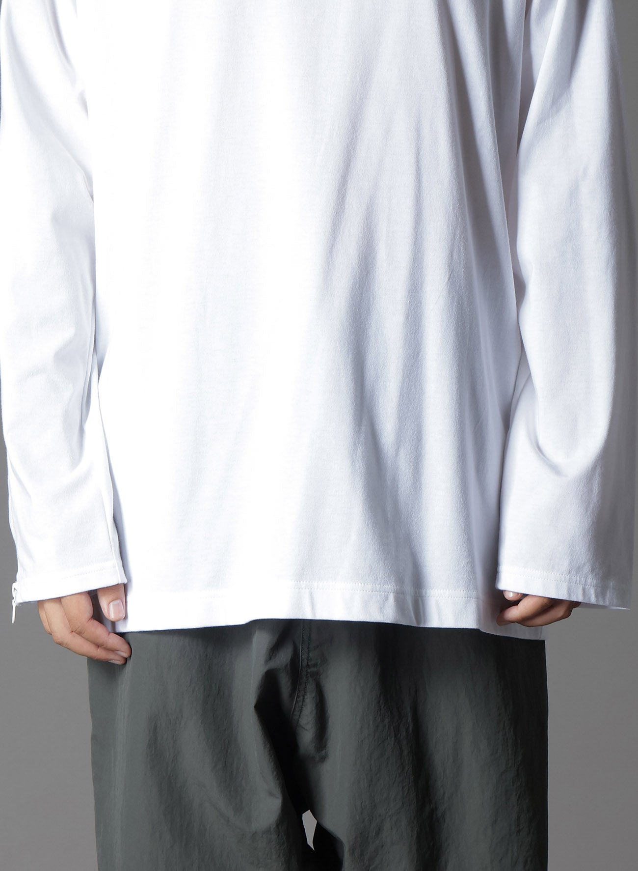 Cotton Jersey Right Sleeve Zipper T-Shirt for Men - Trendy Streetwear & Casual Outfit - Perfect for Gym, Workout, and Everyday Wear