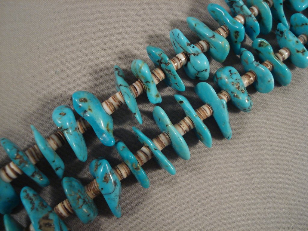 Authentic Vintage Navajo Native American Turquoise Nugget Heishi Necklace - 109 Grams Handmade Jewelry for Women - Perfect for Boho, Southwest & Festival Fashion