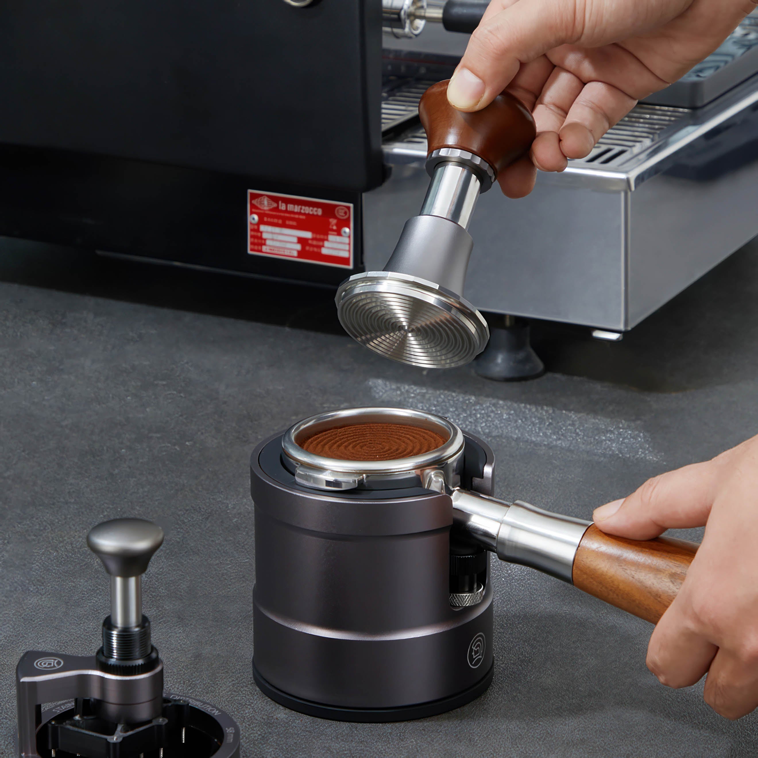 Premium Espresso Tamper Holder - Sturdy Coffee Tamping Stand for Barista & Home Brewing - Perfect for Espresso Machines & Coffee Shops