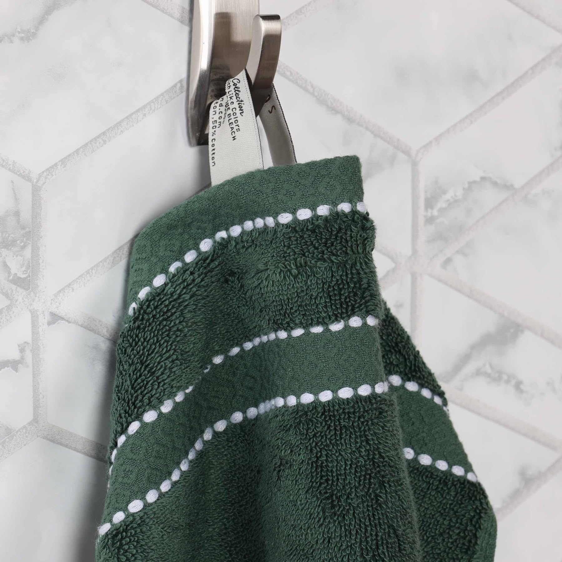 Premium 9-Piece Giza Cotton Towel Set - Ultra Soft & Absorbent Luxury Bath Towels for Spa, Shower & Home Use - Includes 3 Bath, 3 Hand & 3 Washcloths - Moisture Wicking Egyptian Cotton - Forest Green - Perfect for Luxury Bathrooms, Hotels & Gifts