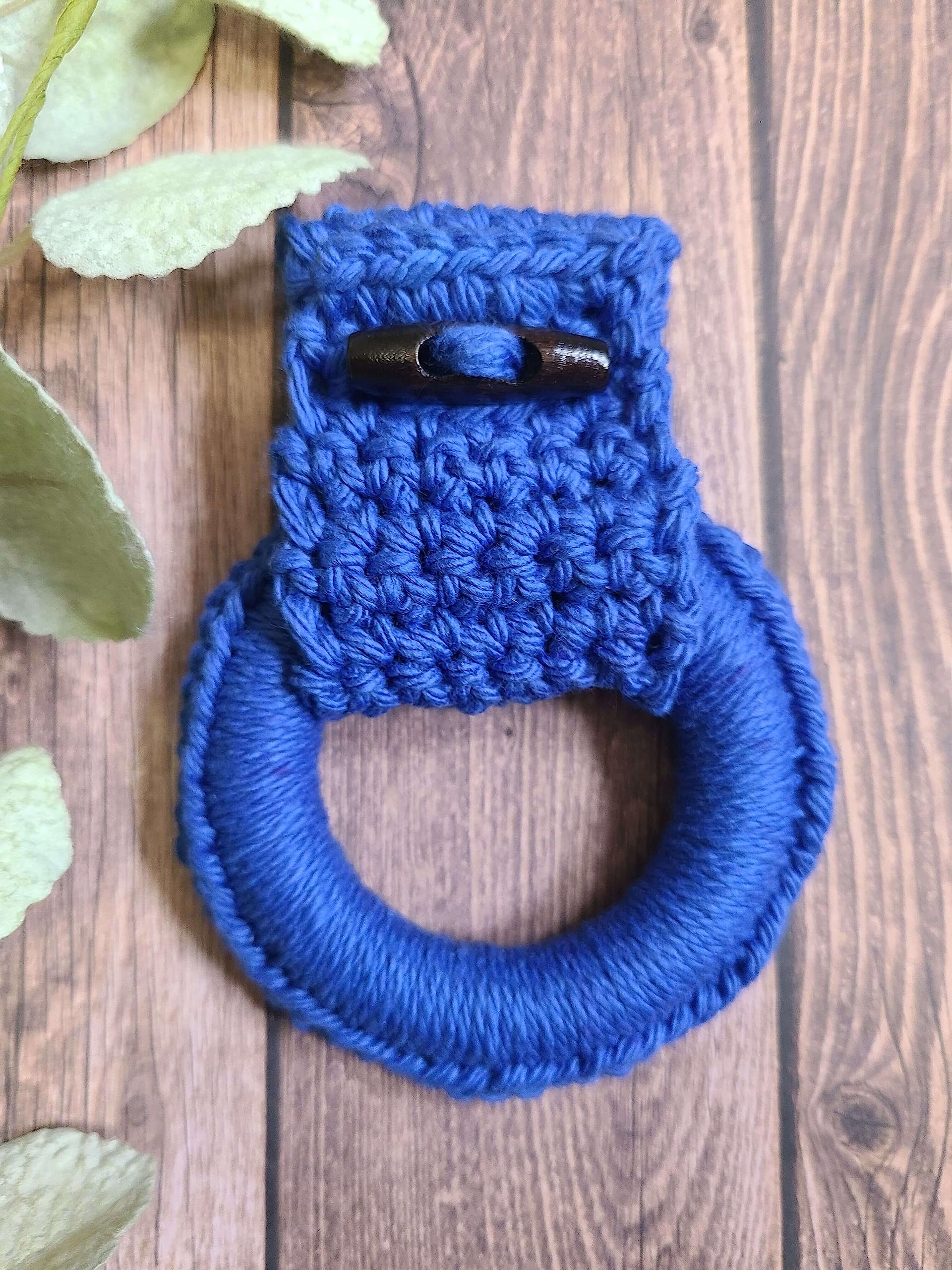 Hanging Kitchen Towel Ring - Sturdy Metal Towel Holder with Hanging Loop for Kitchen, Bathroom & RV - Perfect Housewarming Gift (Blue) - Ideal for Drying Dish Towels & Organizing Kitchen Accessories