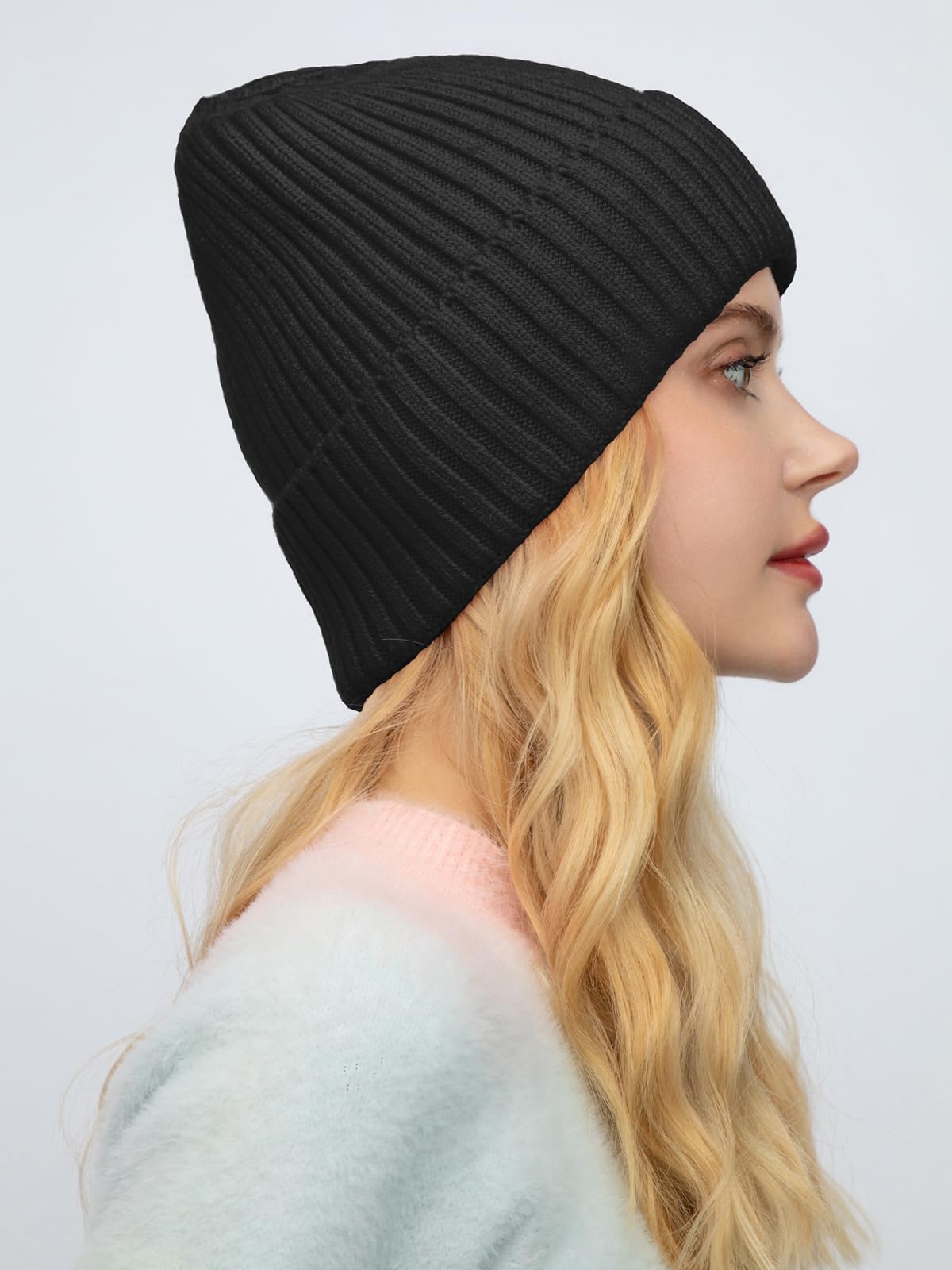 ROYBENS Unisex Wool Knit Beanie with Satin Lining - Warm Winter Hat for Men & Women, Soft Cuffed Skull Cap, Fisherman Style - Perfect for Outdoor Activities, Skiing, Snowboarding and Cold Weather Protection