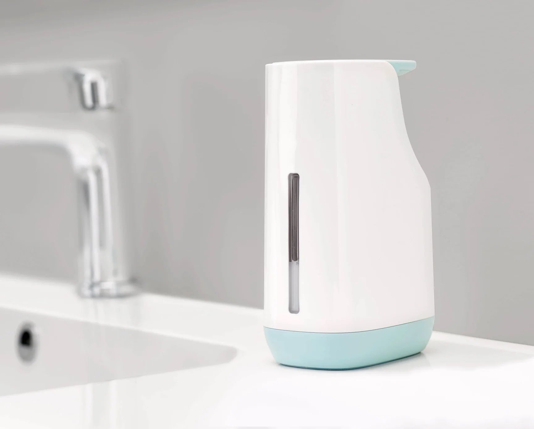 Compact Automatic Soap Dispenser - Touchless Hand Soap Dispenser for Kitchen & Bathroom - Perfect for Home, Office, and Public Restrooms