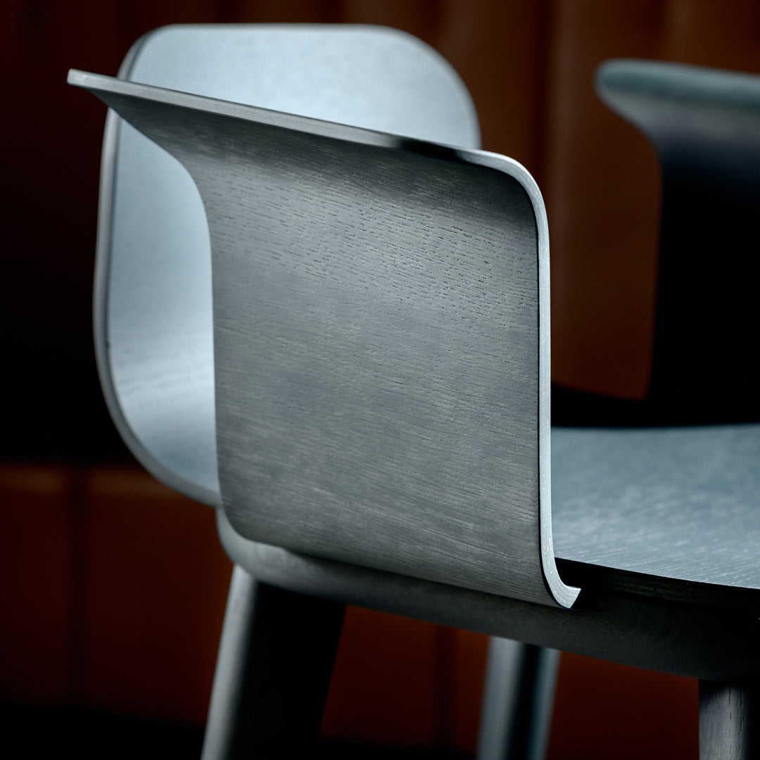 Aeon Comfort Bar Armchair - Modern Lounge Chair with Padded Seat & Backrest for Home, Office, or Cafe - Perfect for Relaxing, Reading, or Socializing