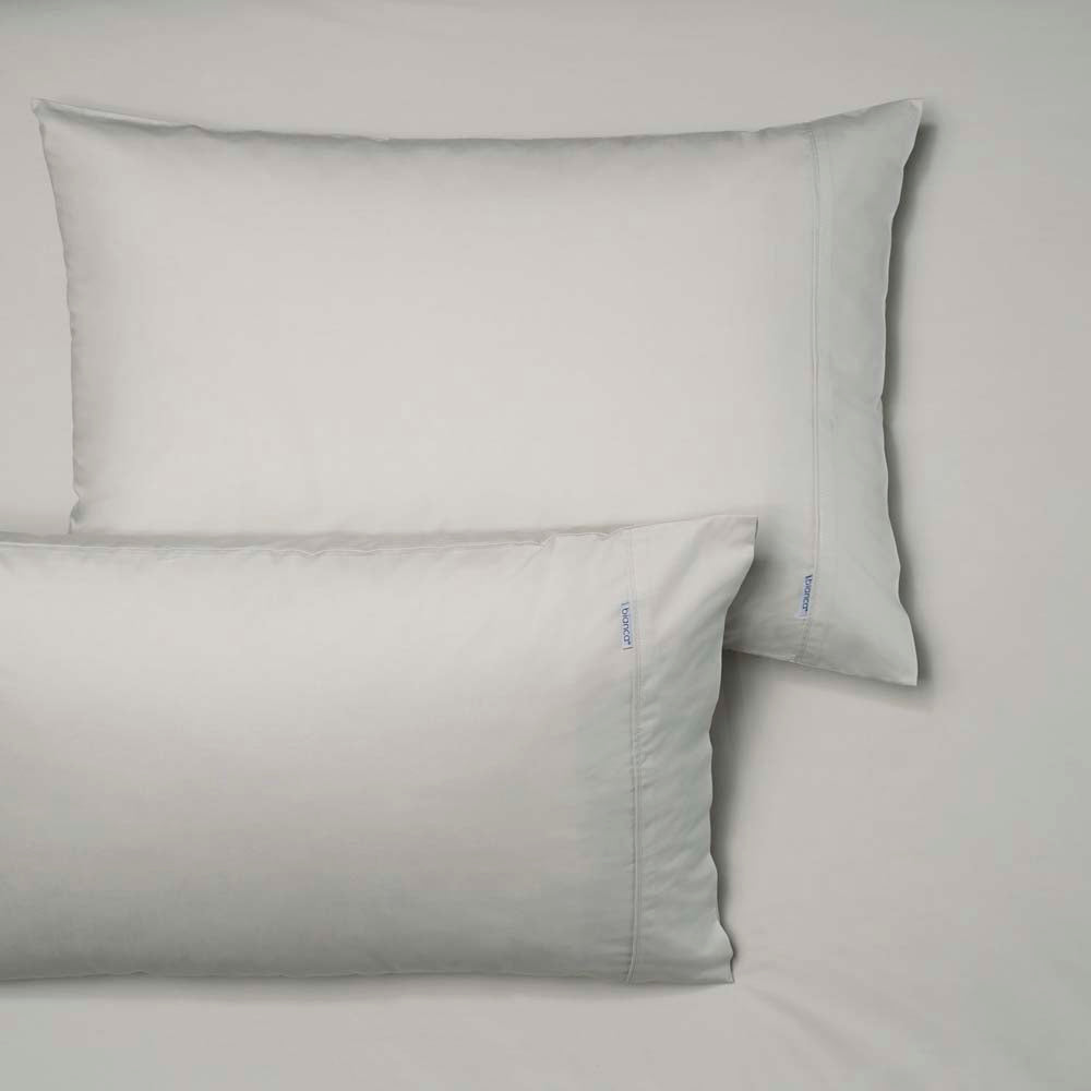 Heston 100% Cotton Percale Fitted Sheet & Pillowcase Set - 300 Thread Count Silver - Long Single Bed Size - Ultra Soft & Breathable for Comfortable Sleep - Perfect for Guest Rooms, Dorms & Small Spaces