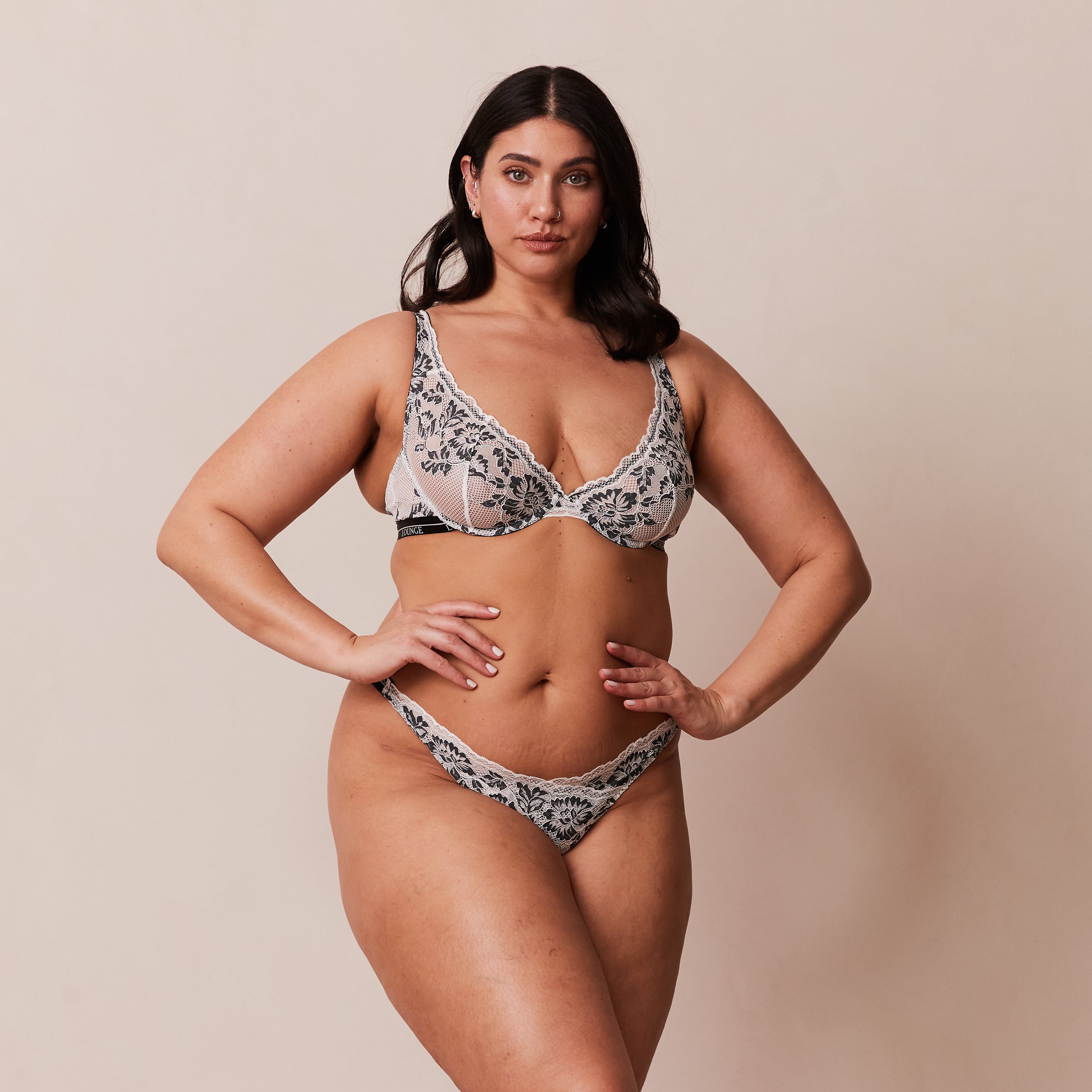 Luxury Balcony Bra Set - Comfortable Lace Underwire Push Up Bra for Women in White & Black | Perfect for Everyday Wear, Date Nights & Special Occasions