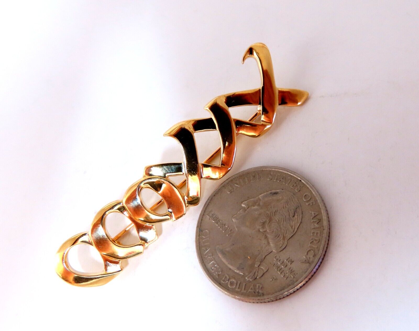 Authentic Tiffany & Co. Paloma Picasso XO 18K Gold Pin - Luxury Collectible Jewelry for Gifts, Special Occasions & Fashion Accessories