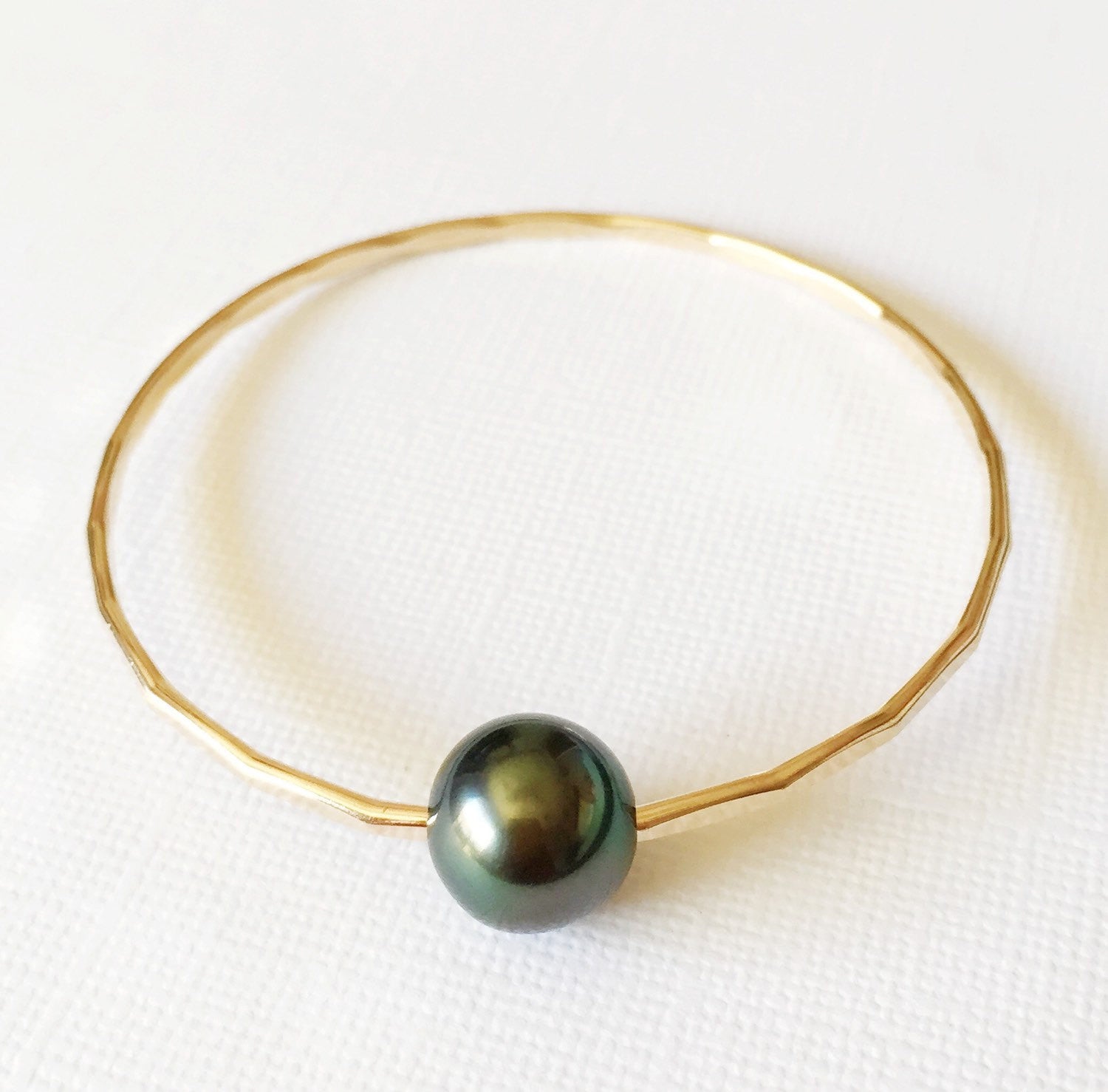 Bangle Leah (B106) - Elegant Fashion Bracelet for Women | Perfect for Parties, Weddings & Daily Wear