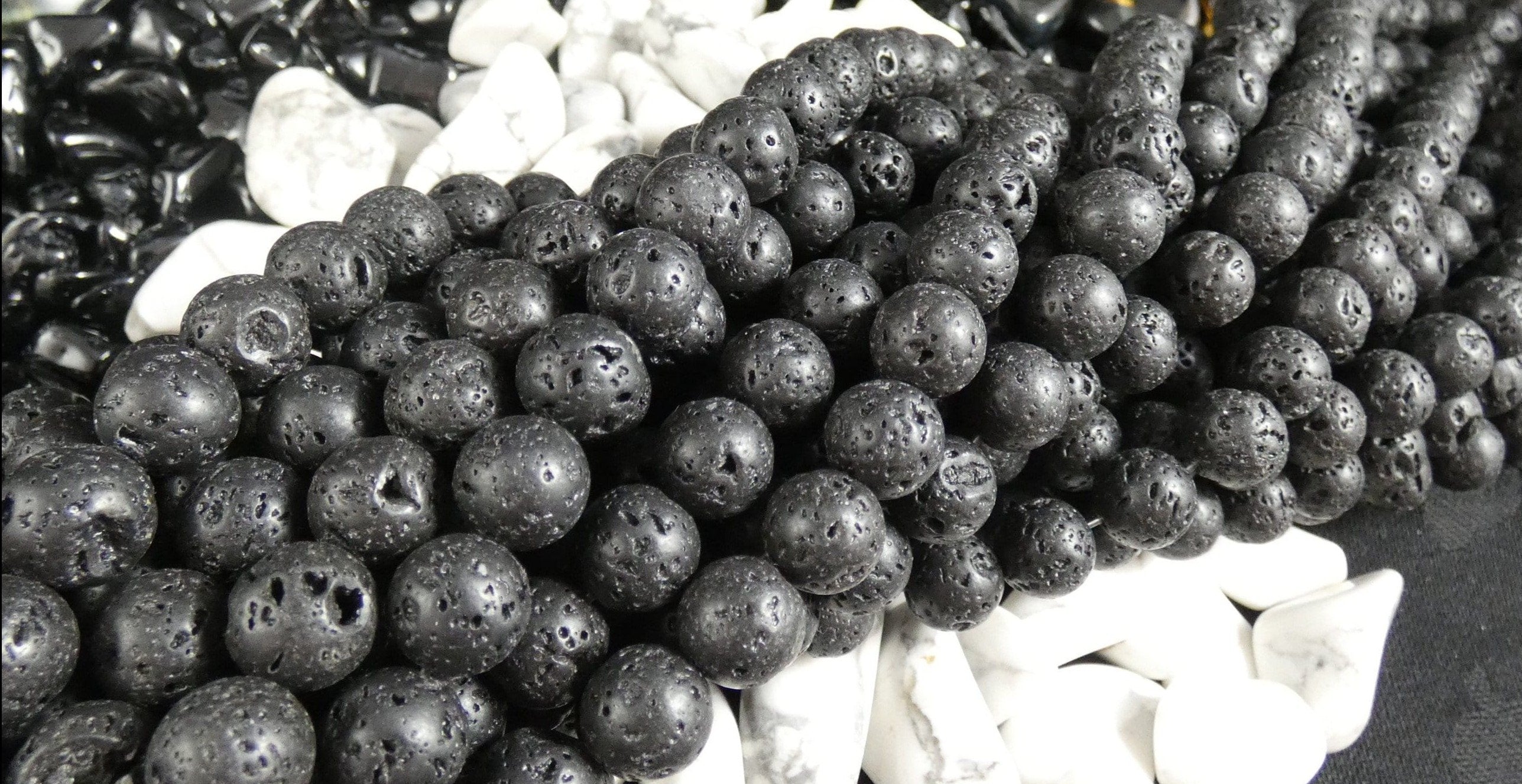 Premium Black Lava Stone Beads Strand - 8mm Natural Volcanic Rock Beads for Jewelry Making, Aromatherapy & Stress Relief - Perfect for DIY Bracelets, Necklaces and Essential Oil Diffuser Jewelry